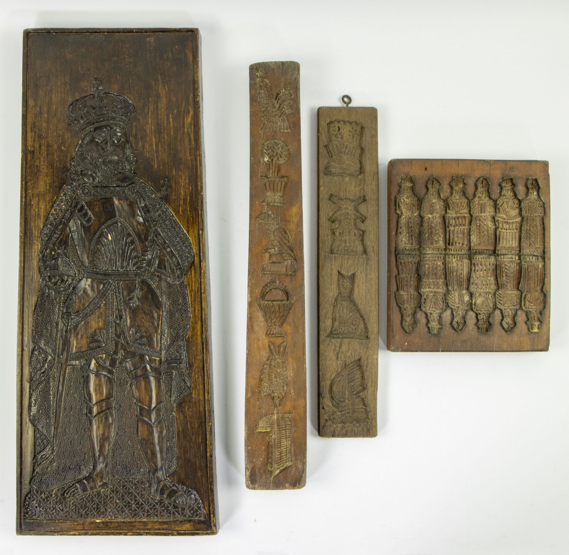 Collection of old gingerbread boards (4)