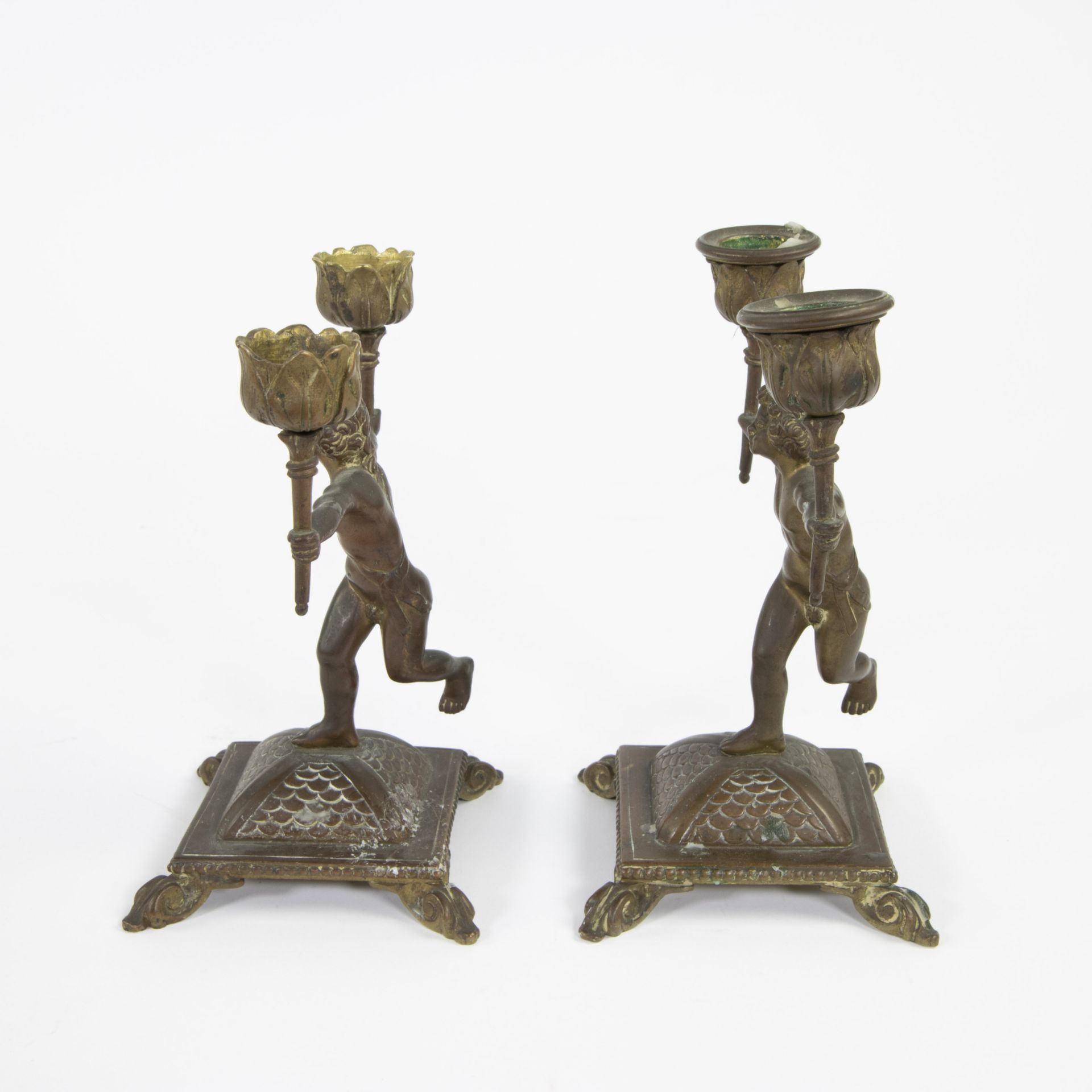 Pair of bronze blackamoor candlesticks - Bild 2 aus 4