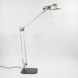 Artemide desk lamp model Mandraki design Riccardo Blumer