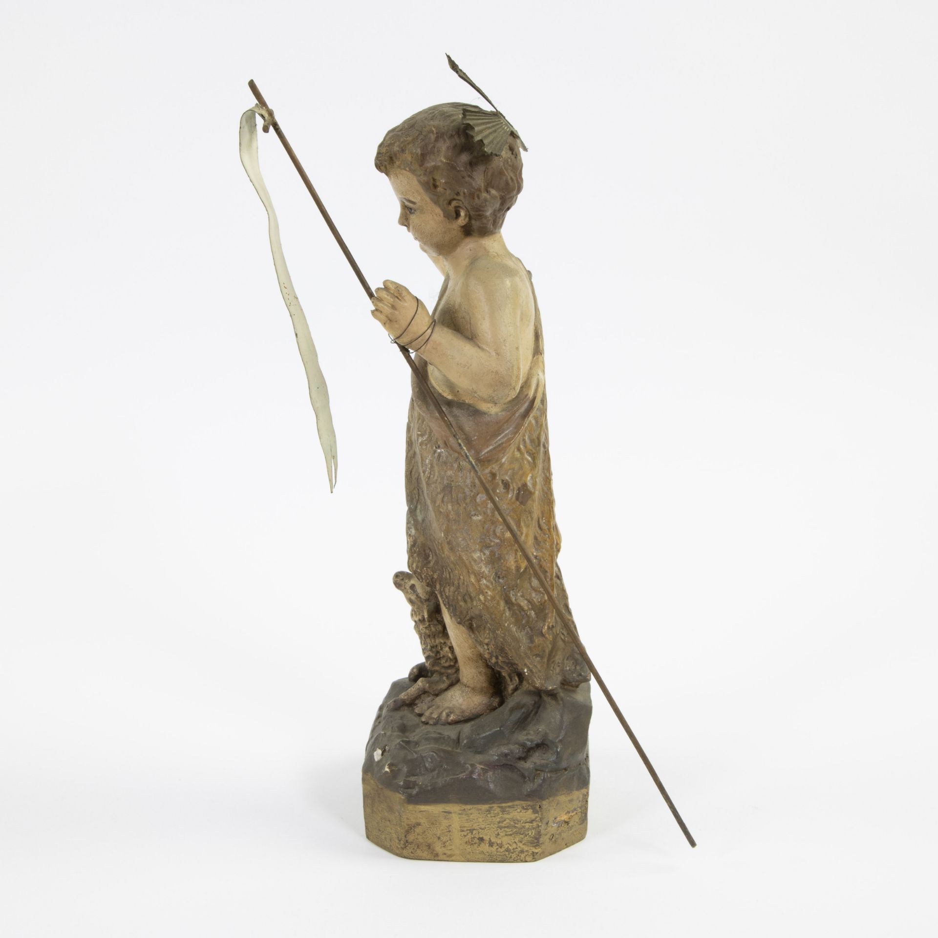 Patinated plaster Saint John the Baptist (Ecco Agnus Dei) early 19th century with wooden base - Bild 2 aus 5