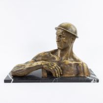 Art Deco statue in patinated plaster around 1920 - 1930 Miner, signed