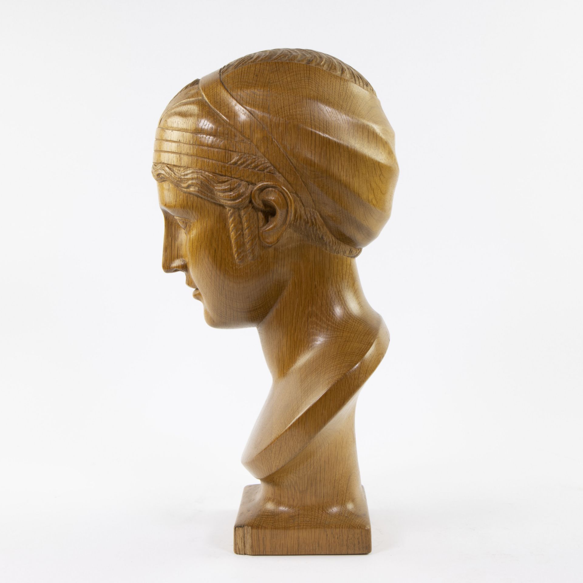 Art deco wooden bust of a young lady, monogram AV - Bild 2 aus 5