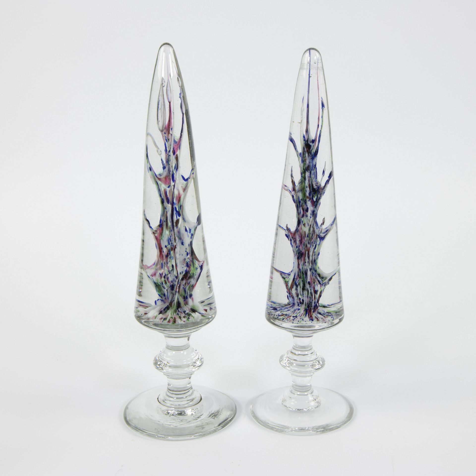 2 conical glass paperweight Herbatte Namur, circa 1900