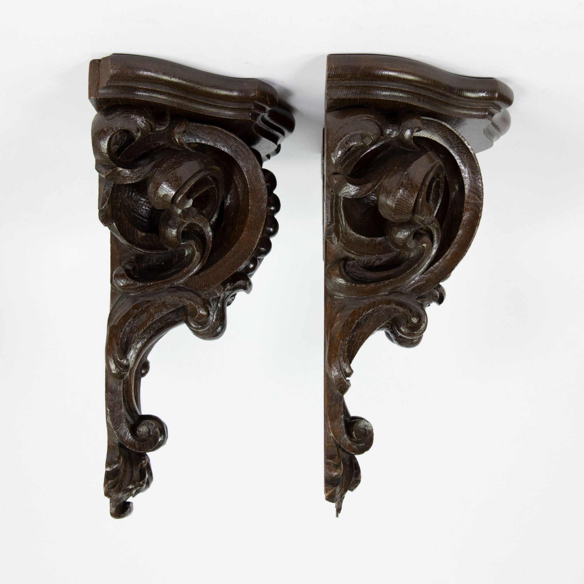 Pair of antique oak consoles - Bild 2 aus 5