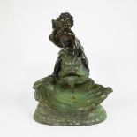 Beautiful green patinated bronze of a fountain with amoretto, signed and foundry stamp