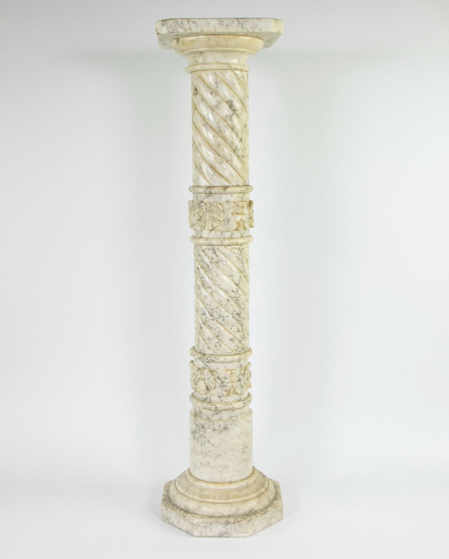 White Light Black Veined Marble Column Column - Bild 2 aus 4