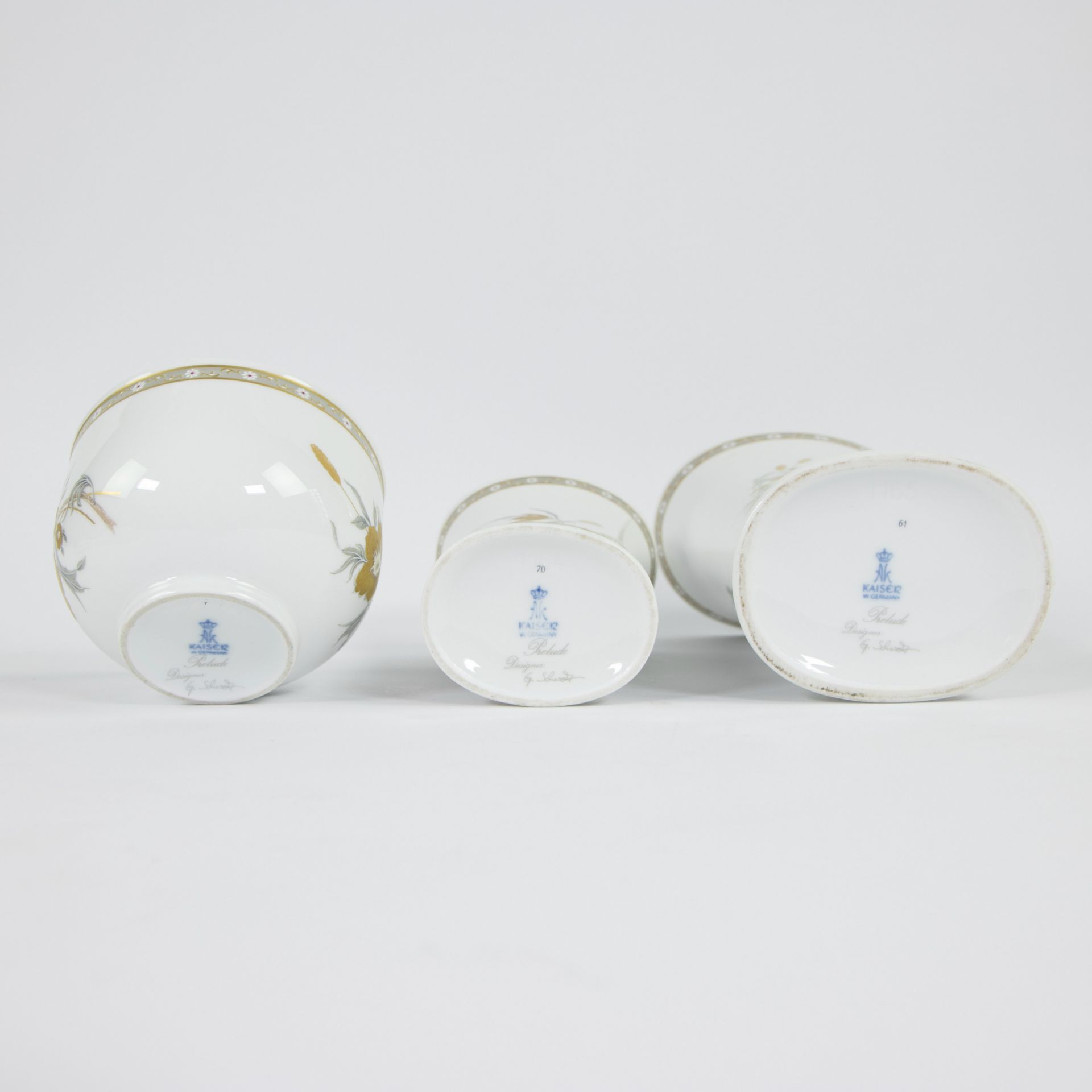 A collection of Kaiser porcelain Prelude design G. Schardt and plate King Tutankhamon limited editio - Bild 4 aus 4