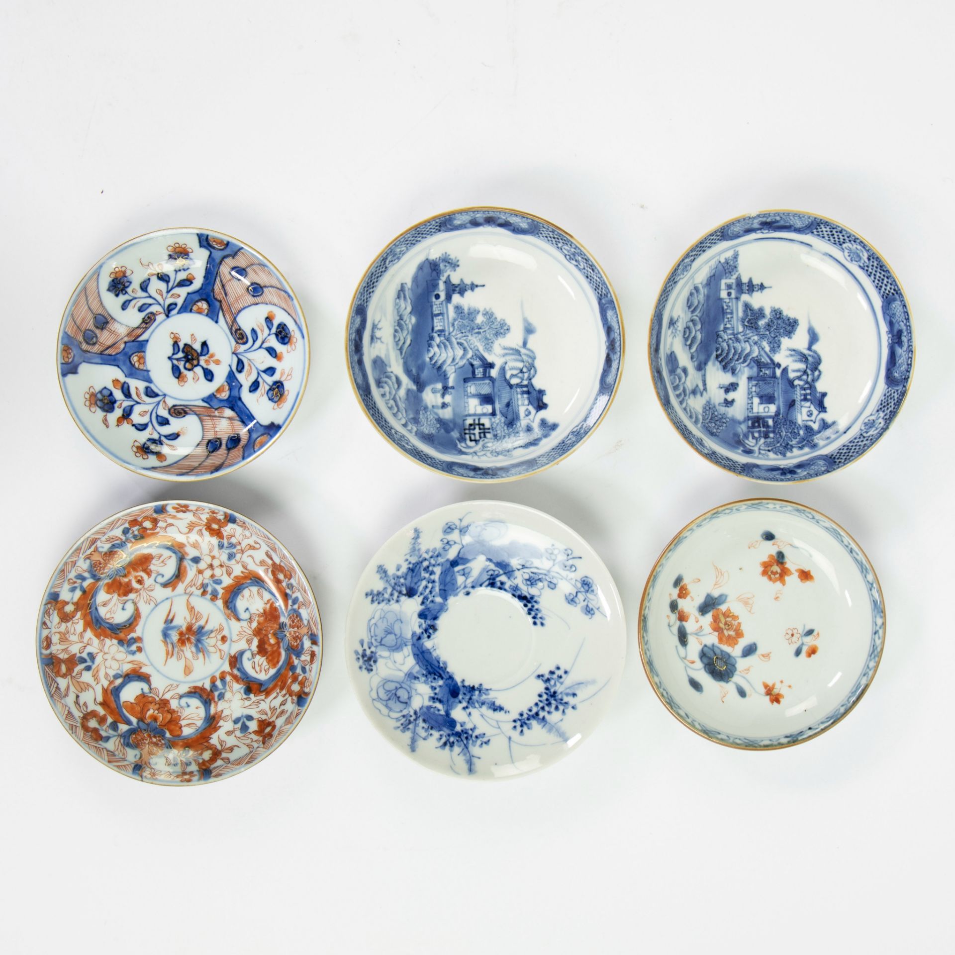 A collection of 15 Chinese saucers blue/white an Imari - Image 2 of 5