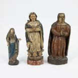 3 Madonnas with original polychromy, South European 18th century