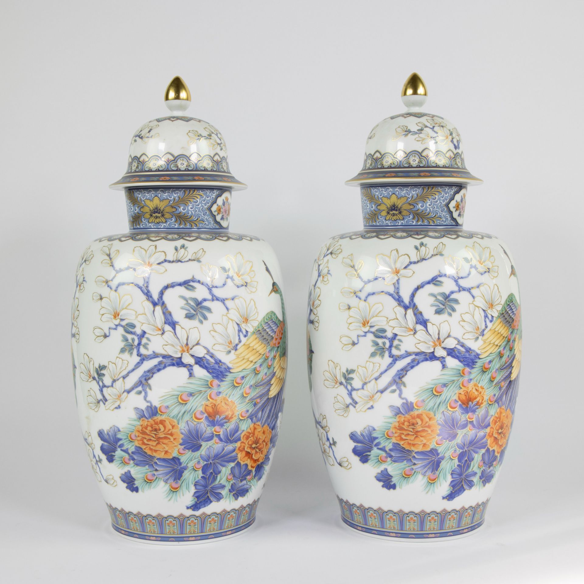 Pair of large lid vases Kaiser, floral decor A. Nossek, marked - Bild 2 aus 5