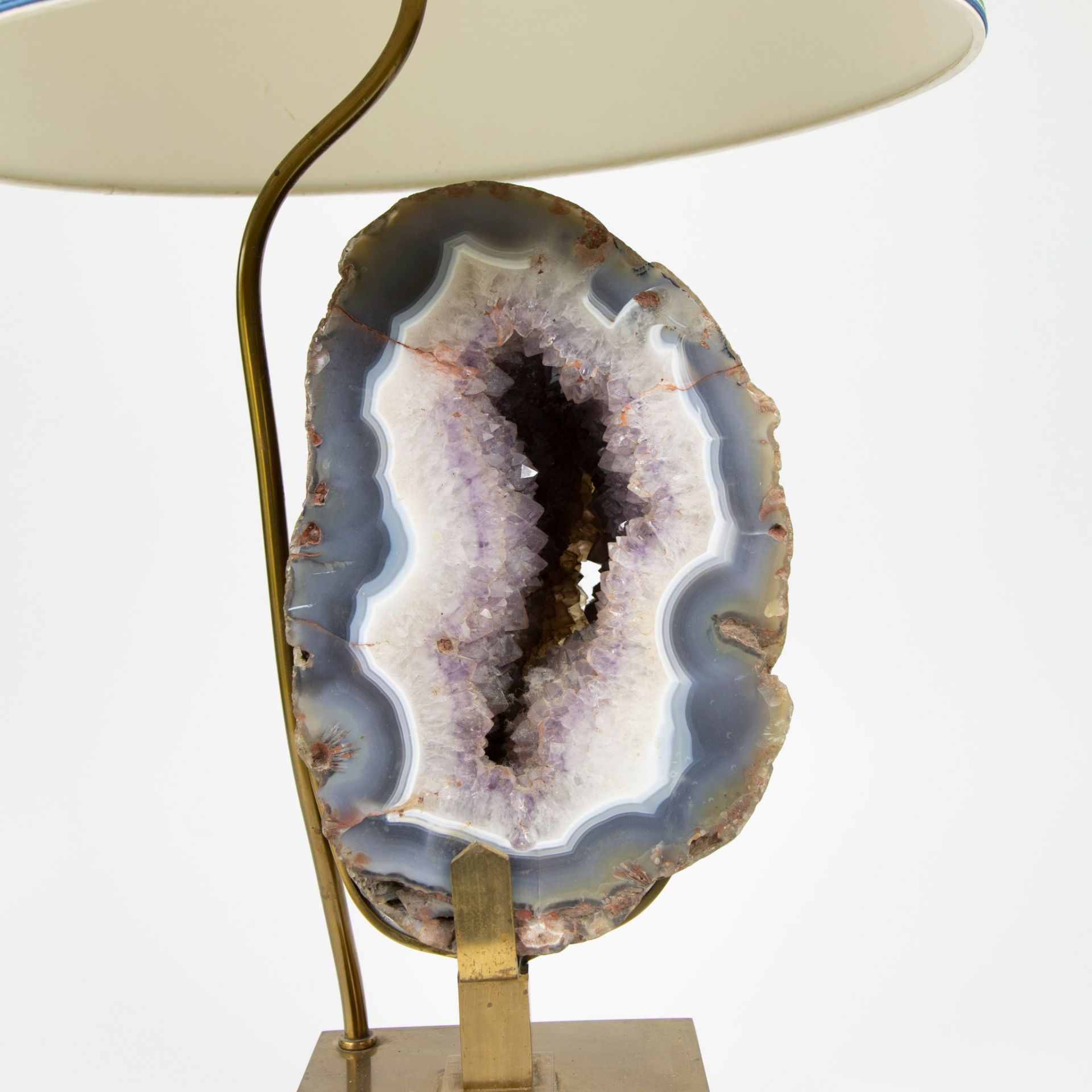 Willy Daro Brass lamp with geode - Bild 2 aus 3