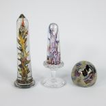 2 glass sculptures Herbatte Namur and a VSL Leloux paperweight