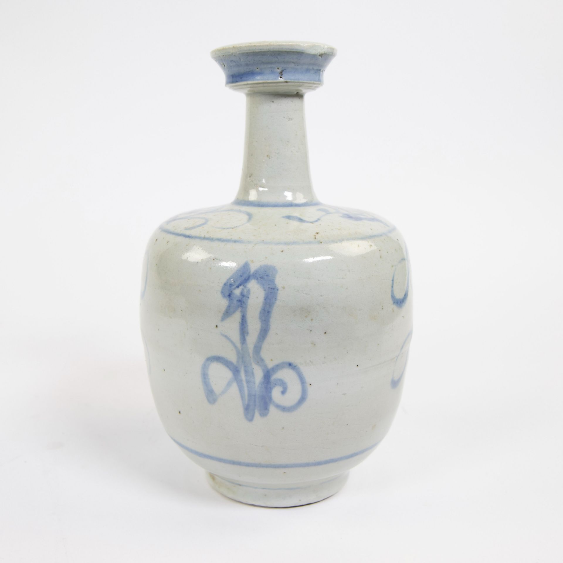 Pitcher or 'Kendi' in blue and white Chinese porcelain, Ming dynasty - Bild 2 aus 6