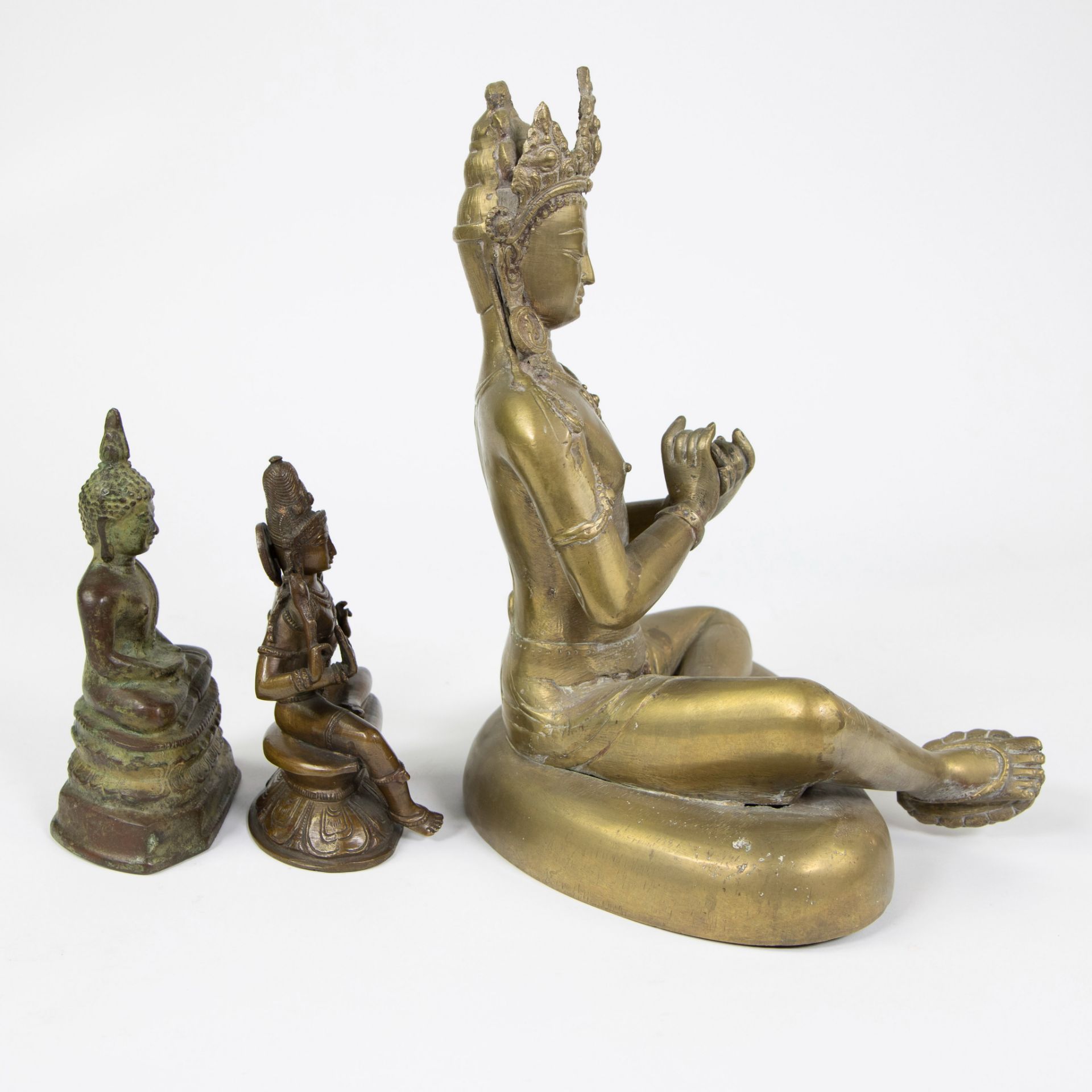 Collection of bronze Buddhas Tibet, India and Burma. - Image 4 of 5