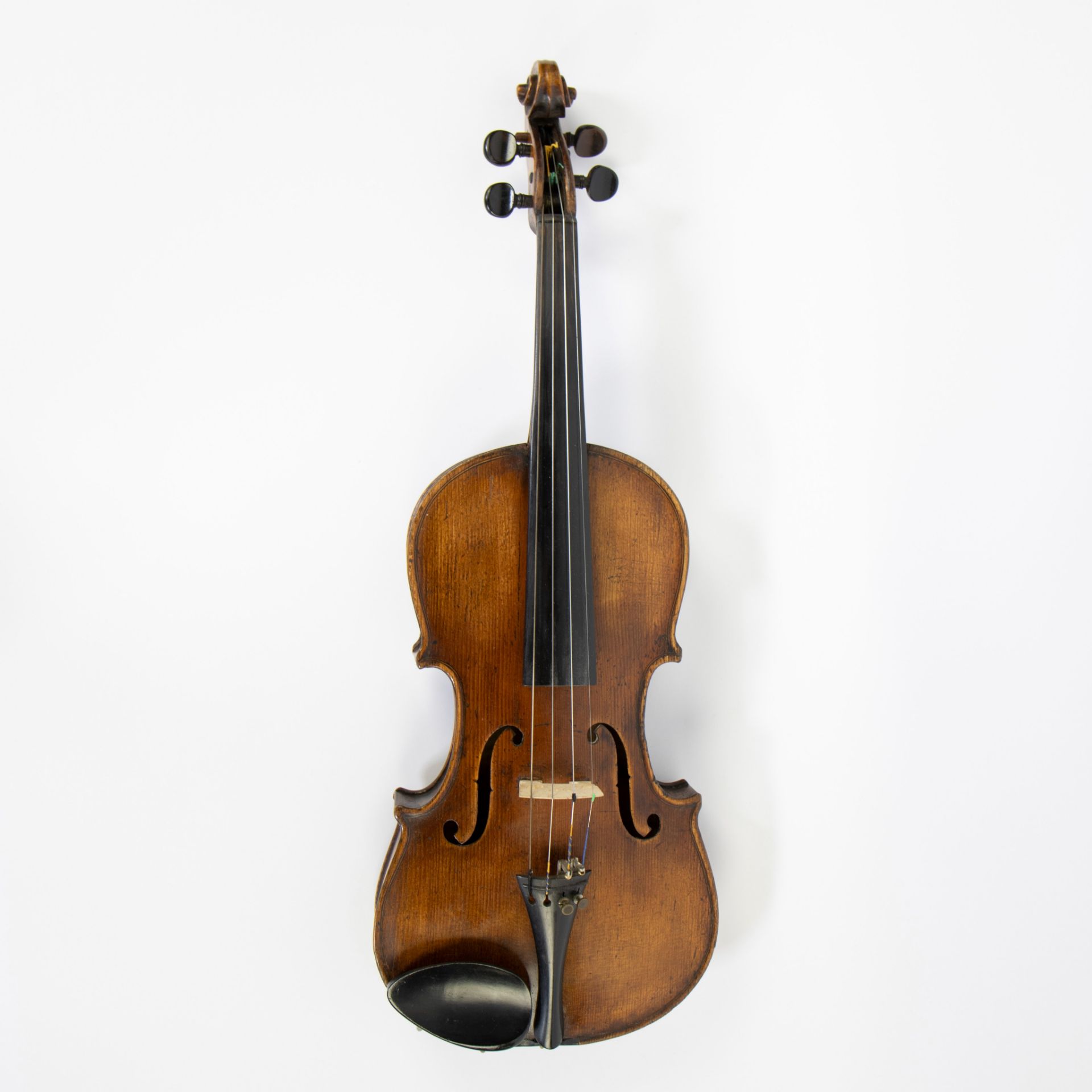 Violin no label, fire stamp heel 'RG', 356mm, wooden case