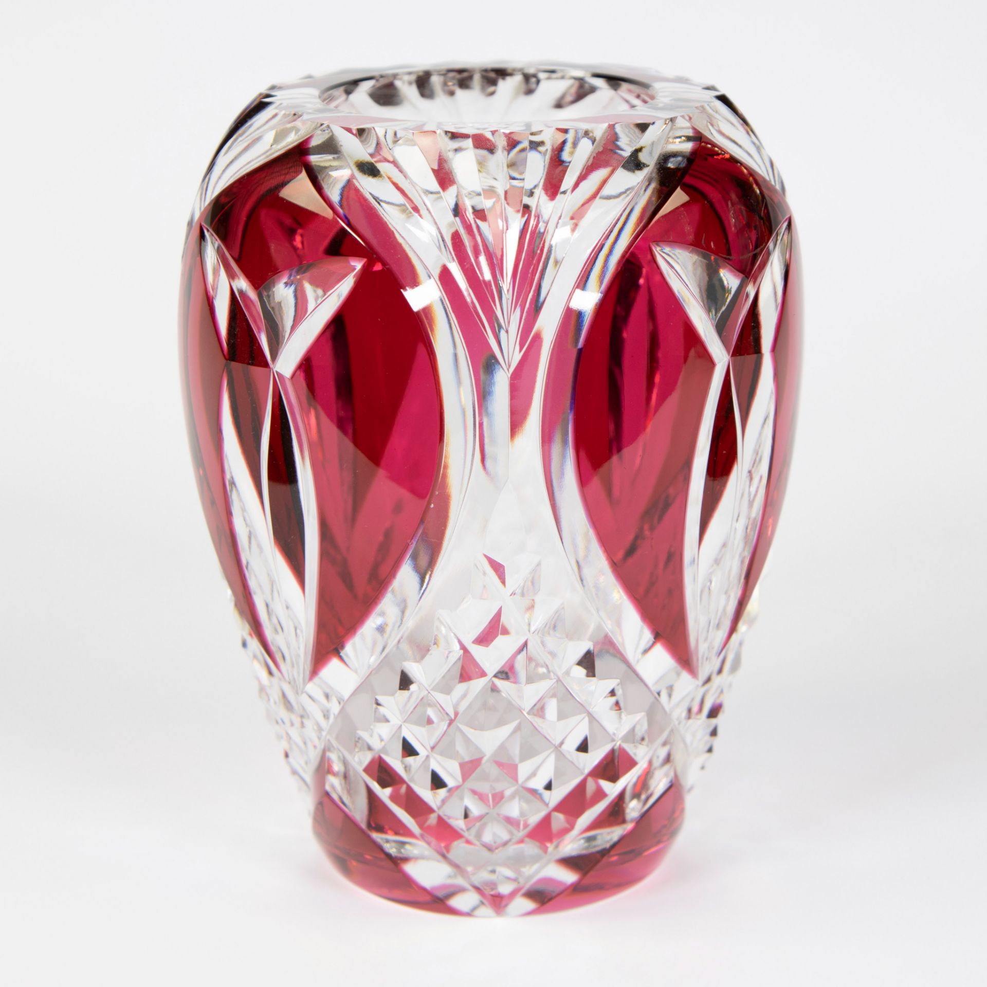 Val Saint Lambert red crystal vase model Aberdeen - Image 2 of 5