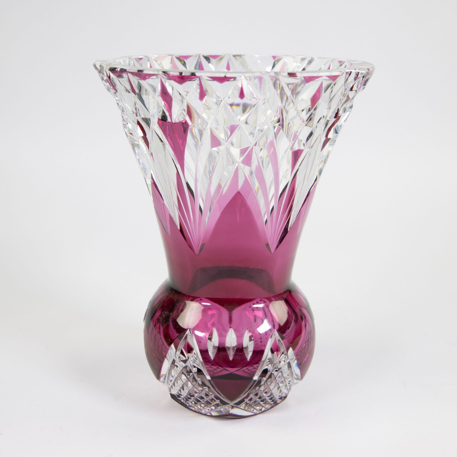 Val Saint Lambert purple cut crystal vase model OMER, signed - Image 4 of 4