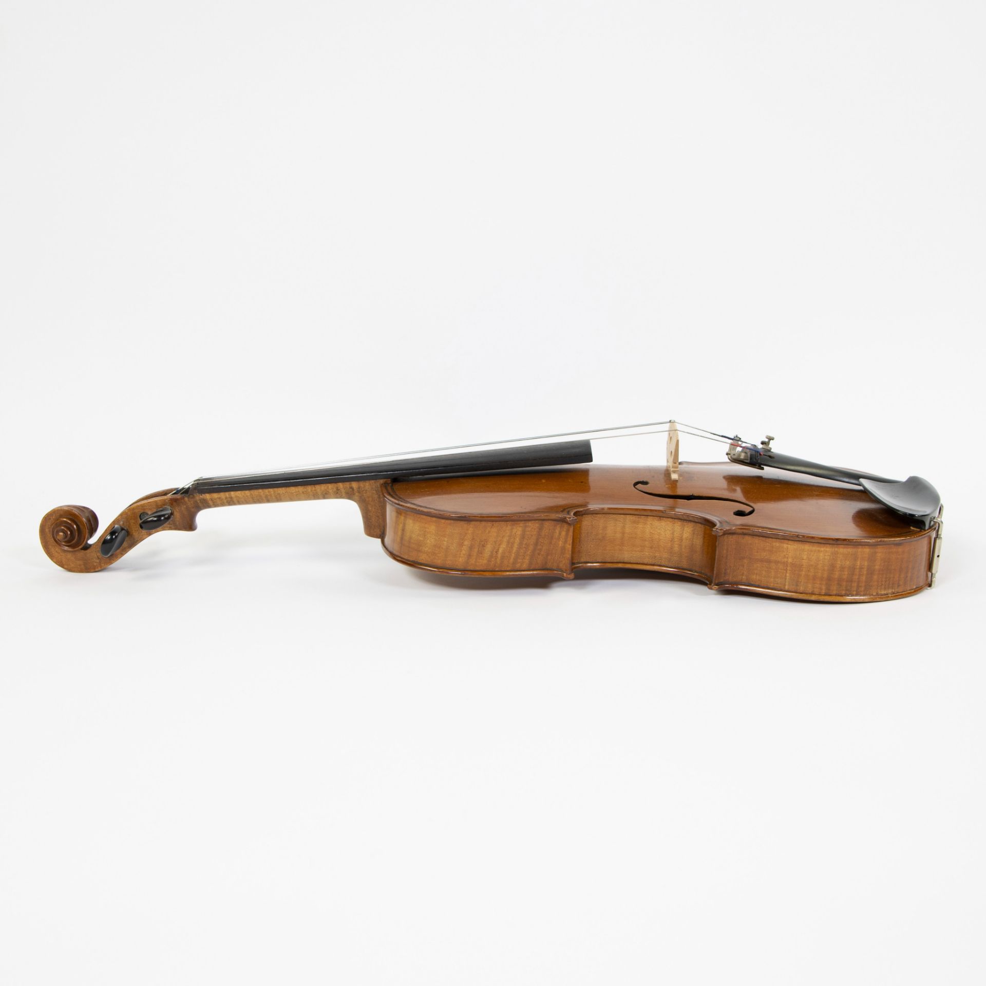 Violin label 'Giovan Paolo Maggini, Brefcie 1695, 364mm, double inlay, playable, wooden case - Image 2 of 5