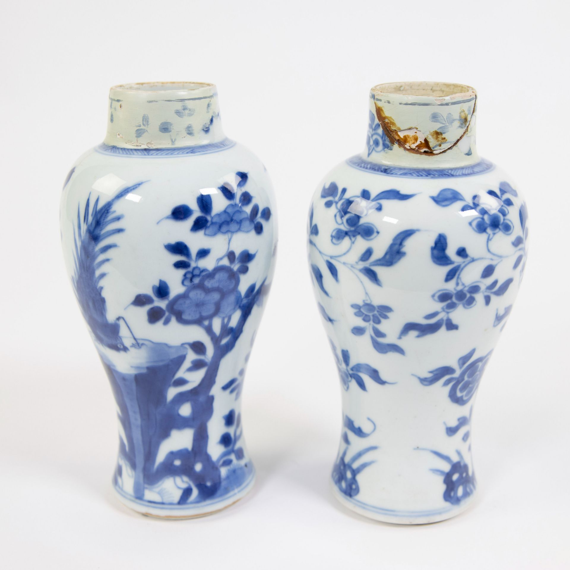 Two Kangxi porcelain vases, China, early 18th century - Image 2 of 6