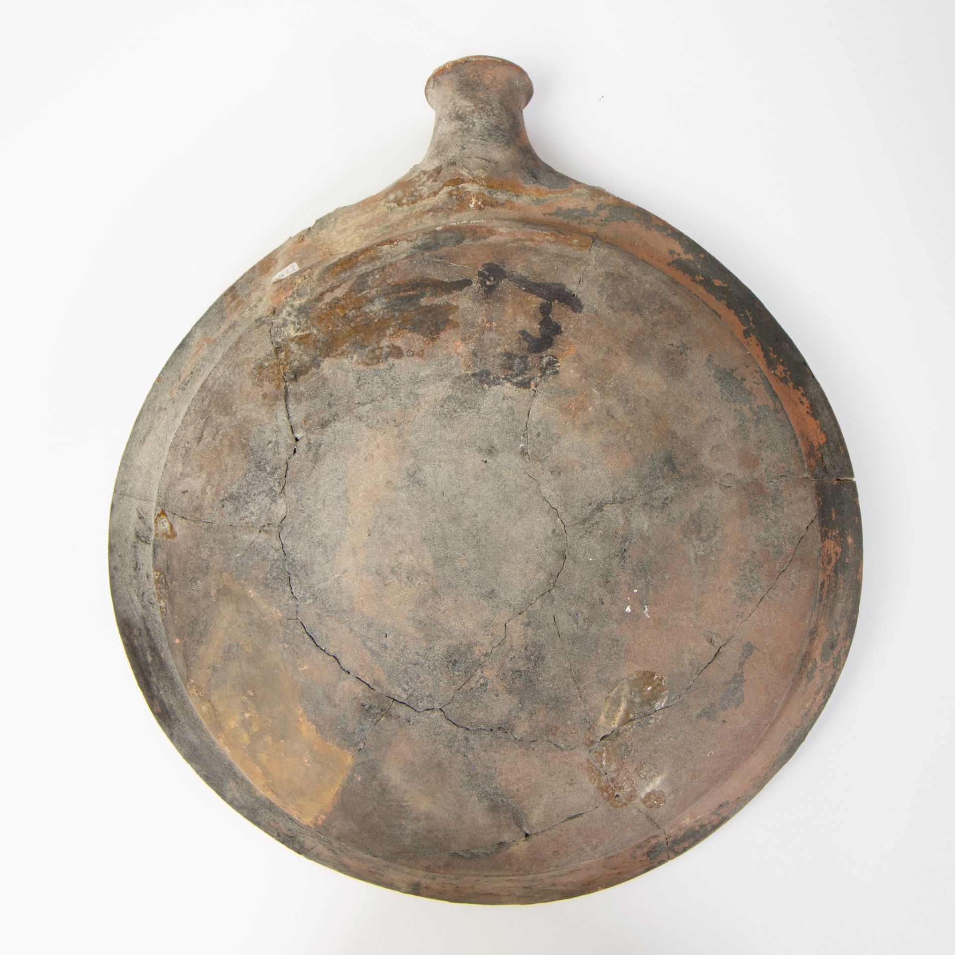 Collection of archaeological pottery, Reinerswael large bowl ca 1400, saucepan 14th and large jug ca - Image 3 of 7