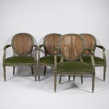 Lot of 4 medallion arm chairs style Louis XV