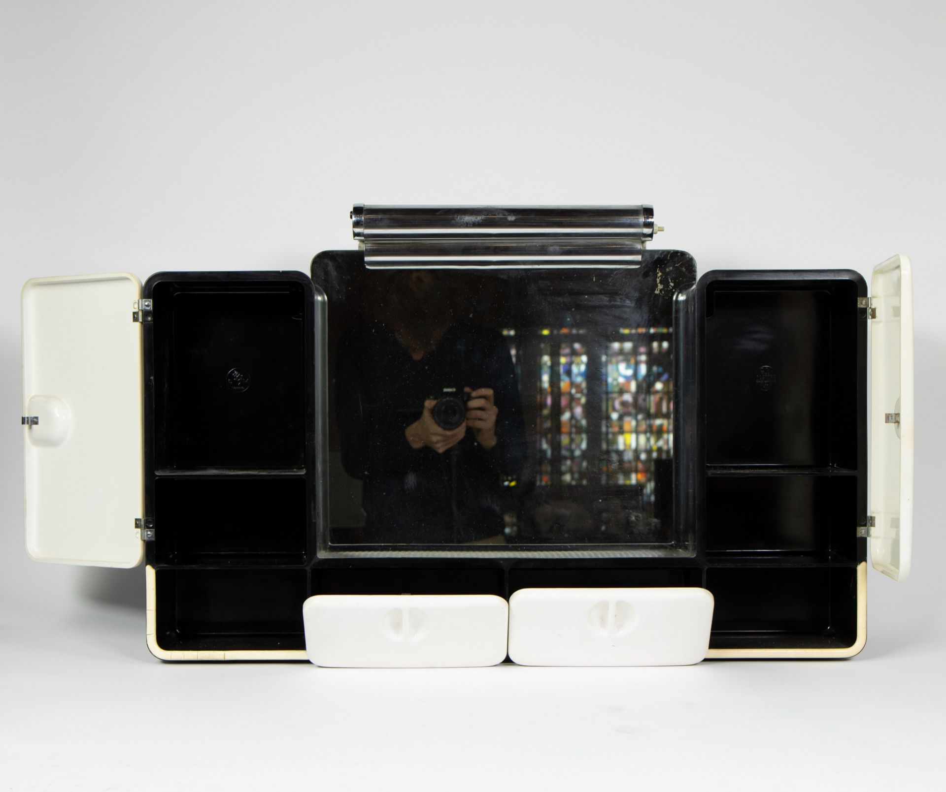 Italian Art Deco make-up cabinet in plastic and mirror glass , marked Torino, sixties. - Image 2 of 5