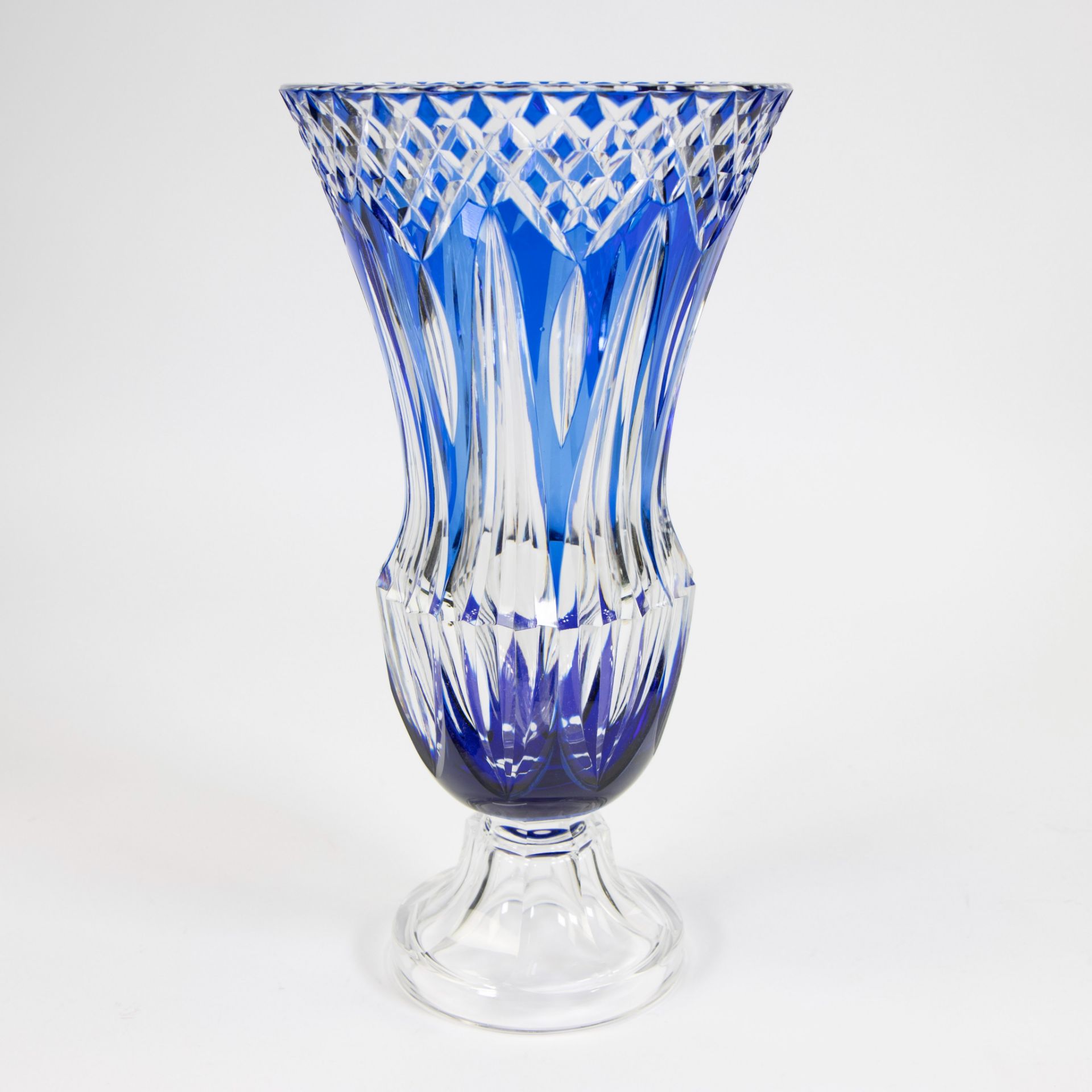 Val Saint Lambert vase Pompadour blue cut crystal - Image 4 of 4