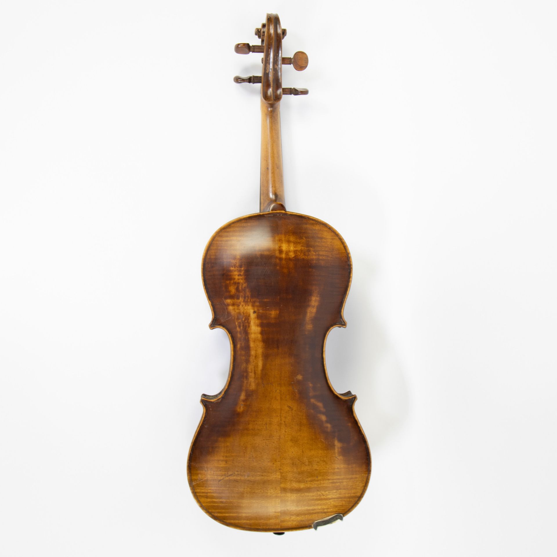 Violin copy Stainer, cracks top restored, 359mm, case incl. - Image 3 of 5