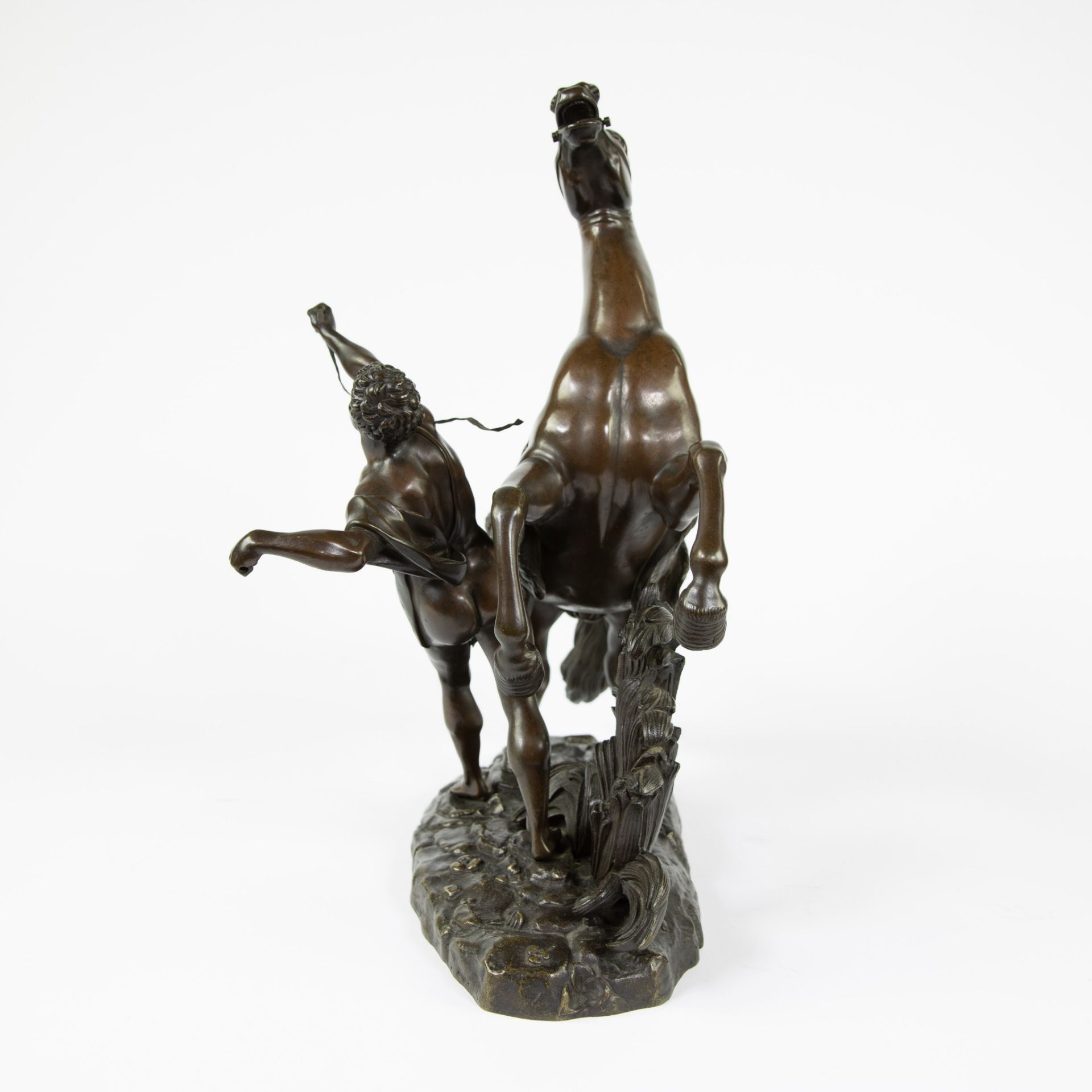Brown patinated bronze Cheval de Marly, after G. Coustou - Bild 2 aus 4
