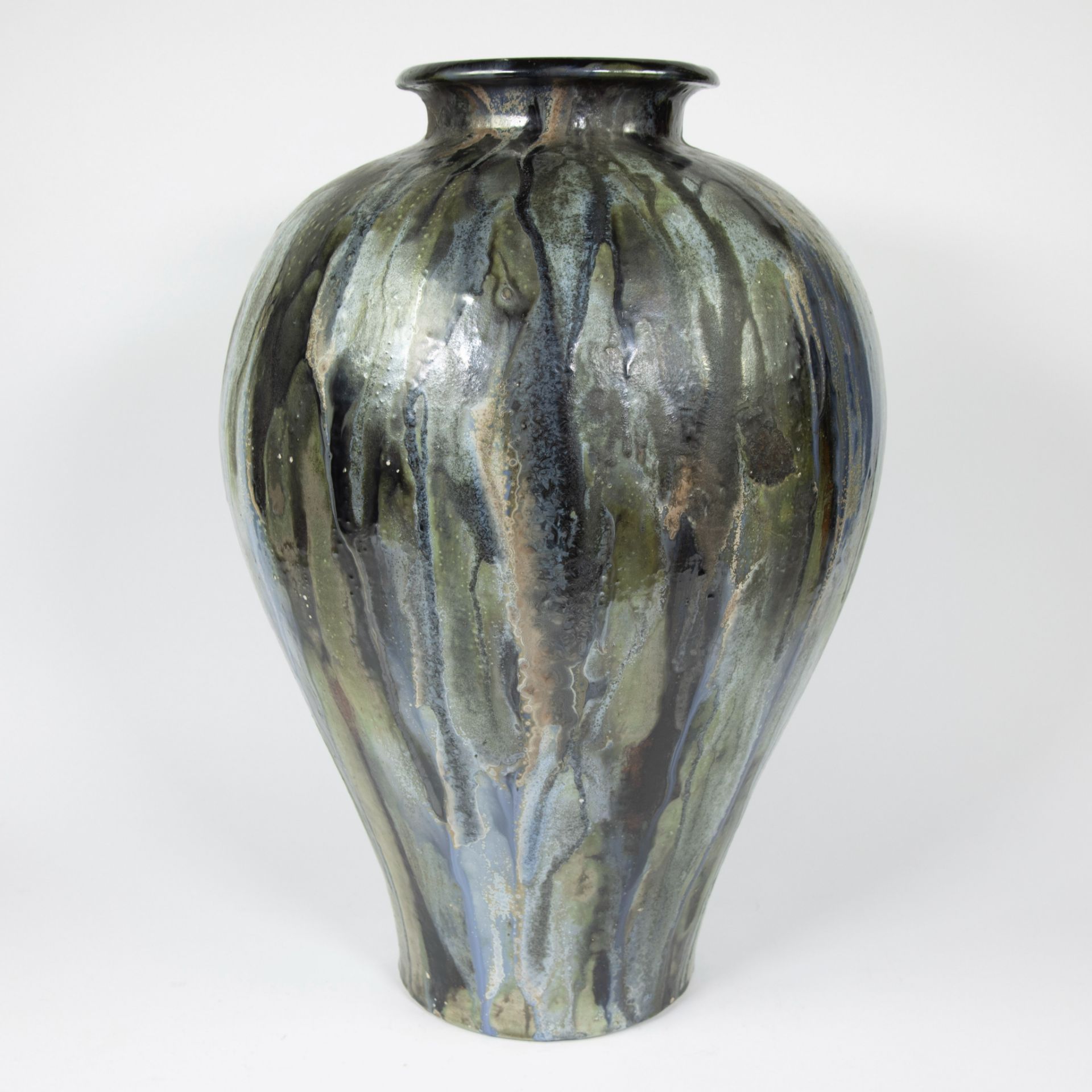 Exceptionally large glazed vase in earthenware, design & execution Roger Guérin, Bouffioulx - Belgiu - Image 2 of 5