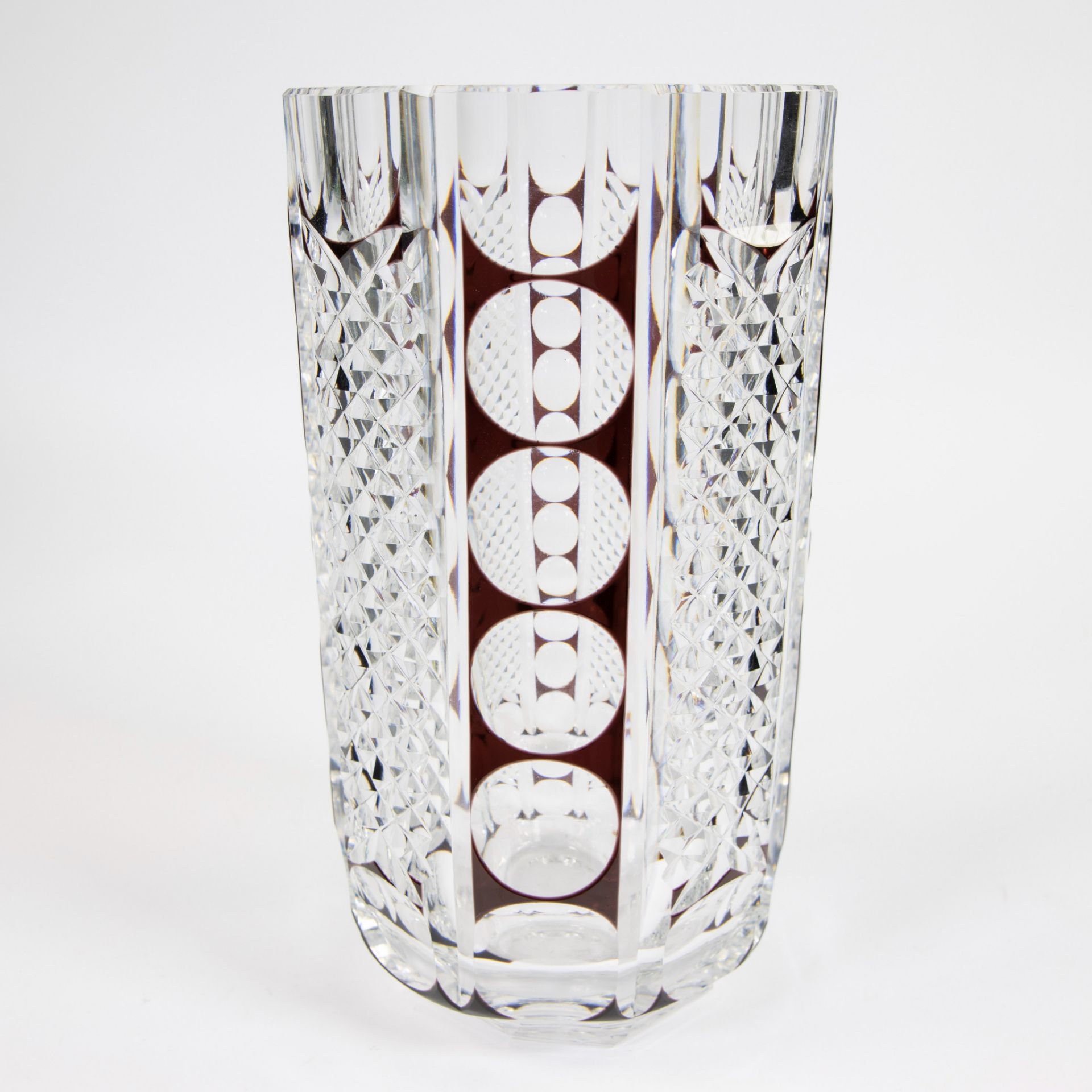 Val Saint Lambert Art Deco vase of brown and colorless crystal with a motif cut in diamonds and sphe - Image 4 of 4