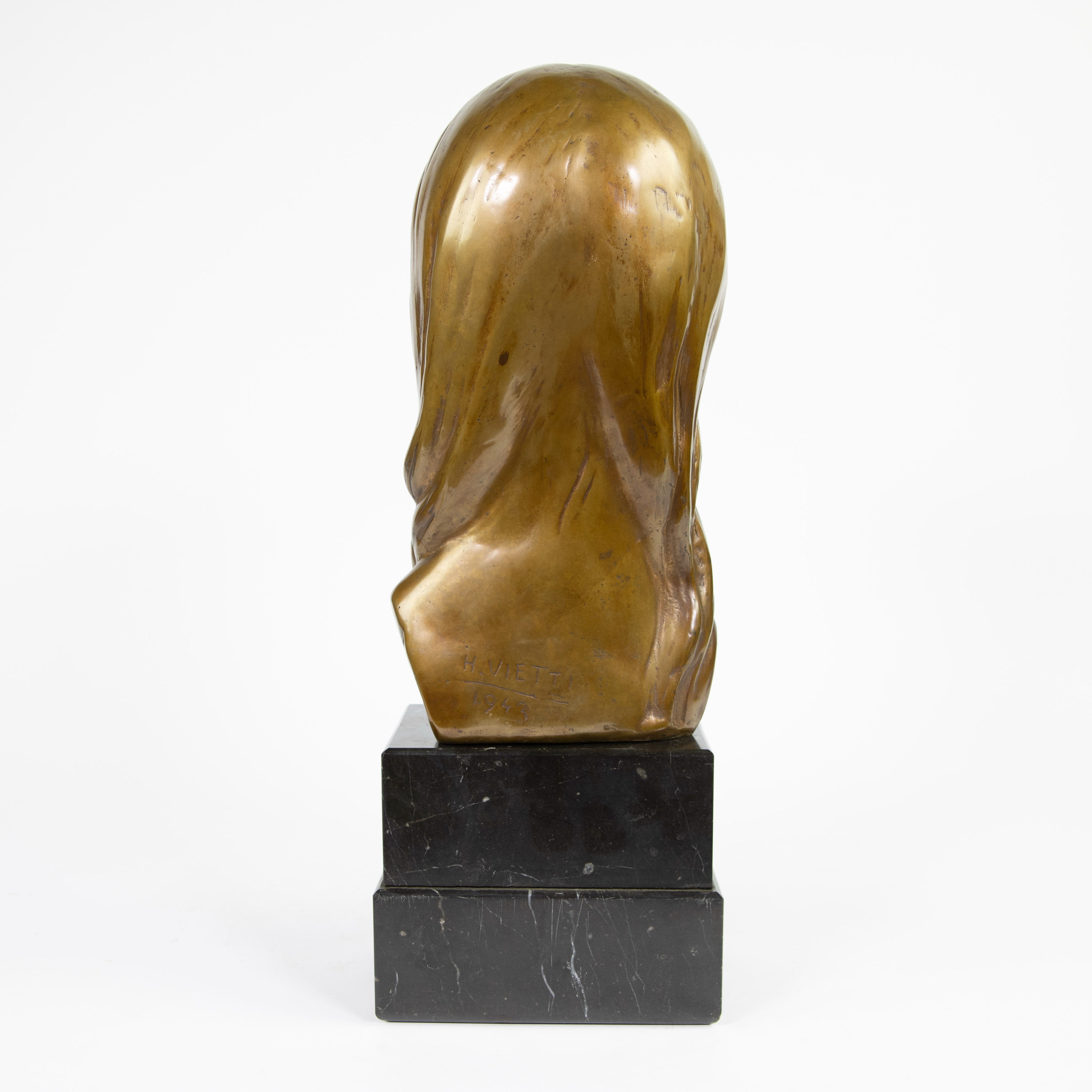 Bronze bust of a girl on marble base, signed H. VIETTI and dated 1943 - Image 3 of 5