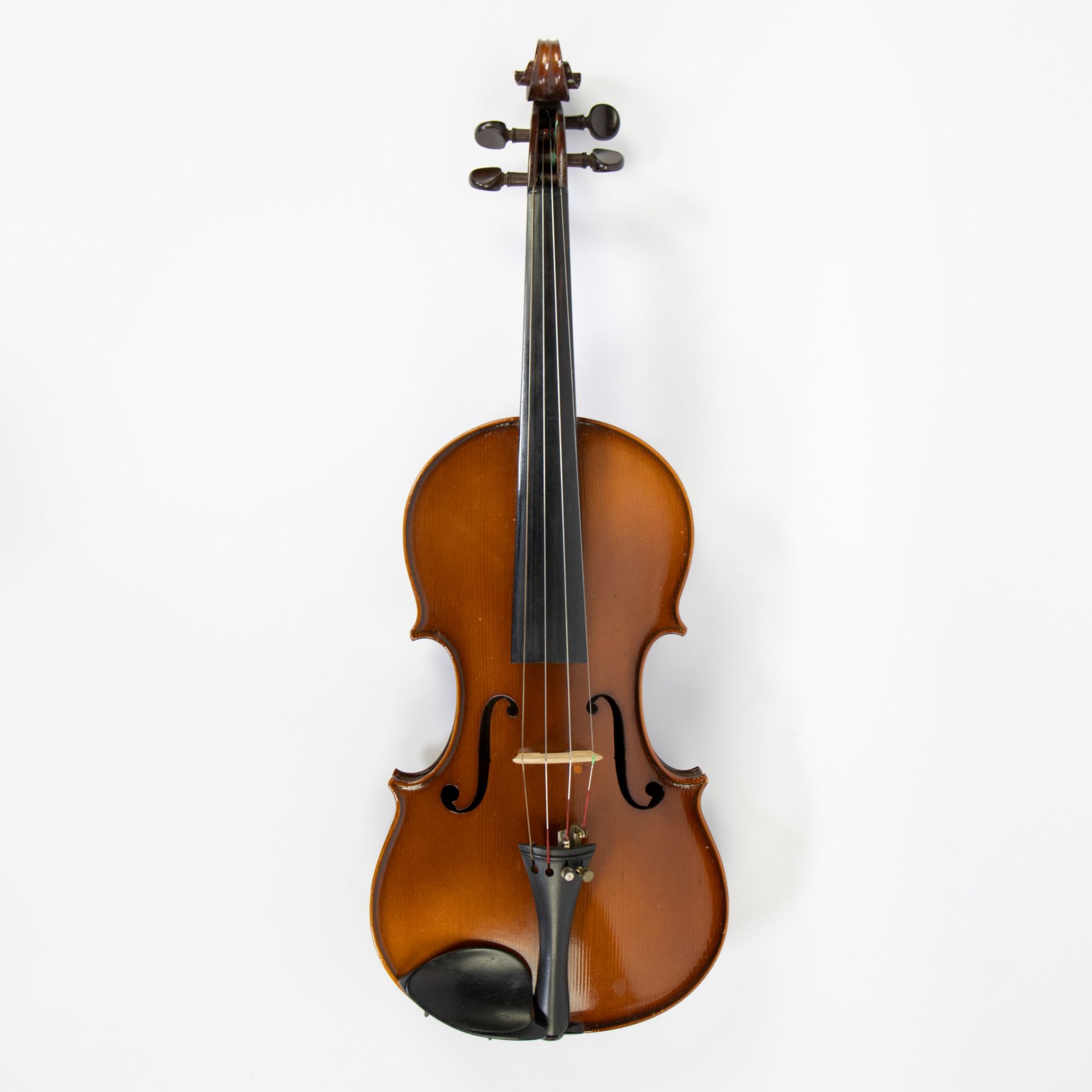 Violin label 'Laurent Bernier, Avenue Charles Duchêne, Mirecourt, 367mm, case incl.