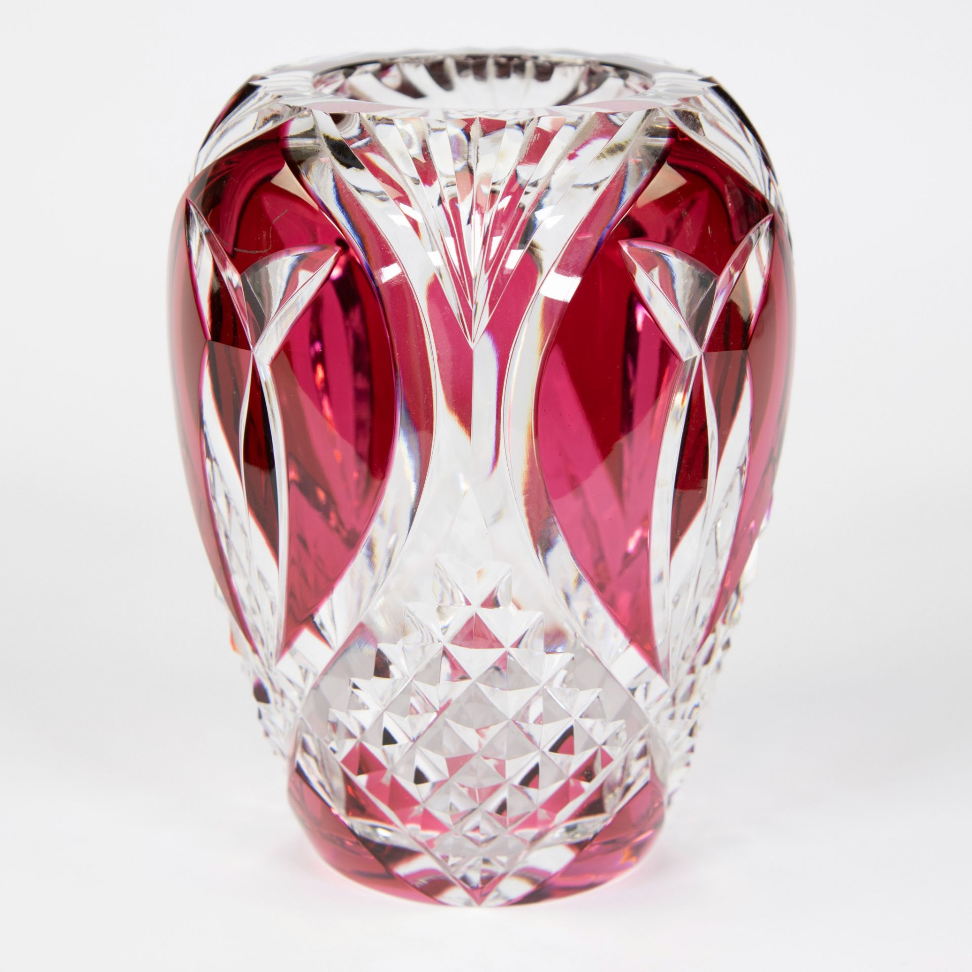 Val Saint Lambert red crystal vase model Aberdeen - Image 3 of 5