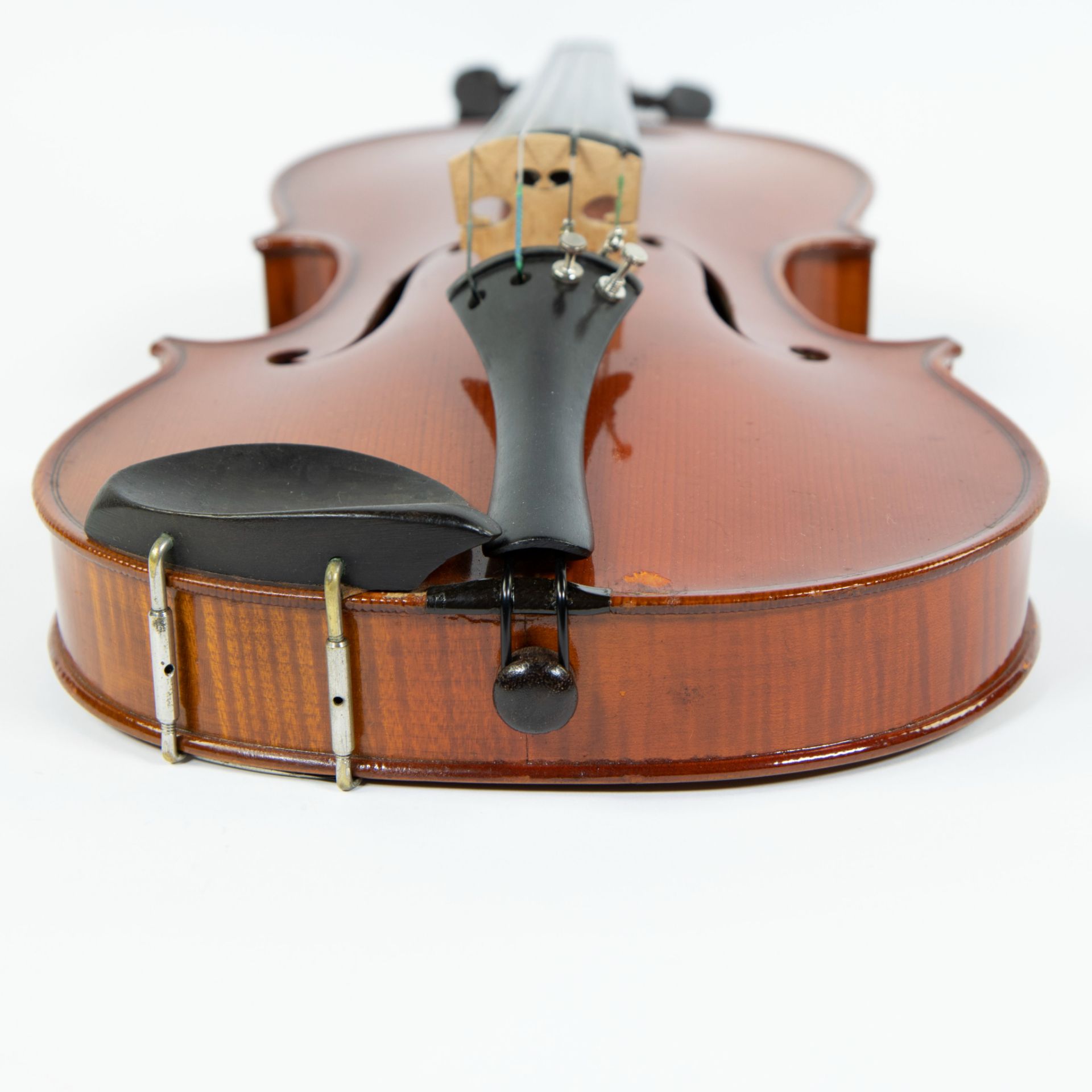 Violin copy, Label 'F. Breton, breveté Me la Duchesse, Mirecourt 1831', study violin, 360mm, case in - Image 5 of 5