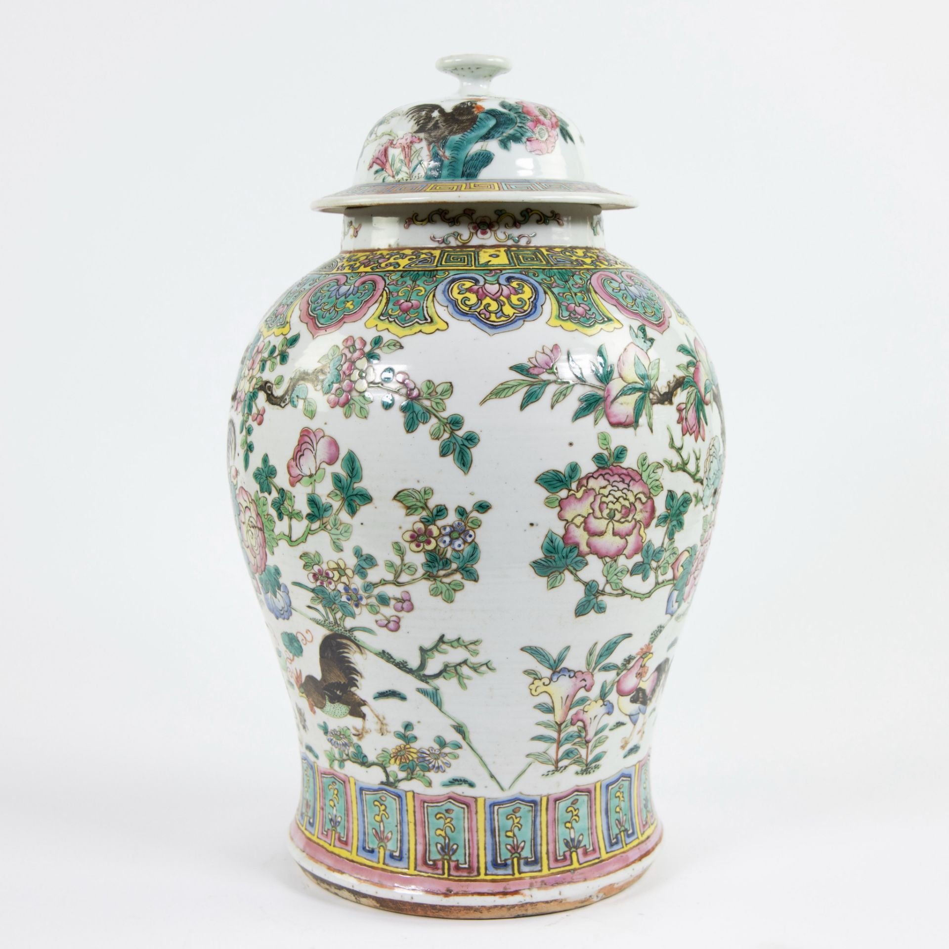 Chinese porcelain jar and its cover decorated in polychrome enamels with roosters and peonies. Late - Image 4 of 8