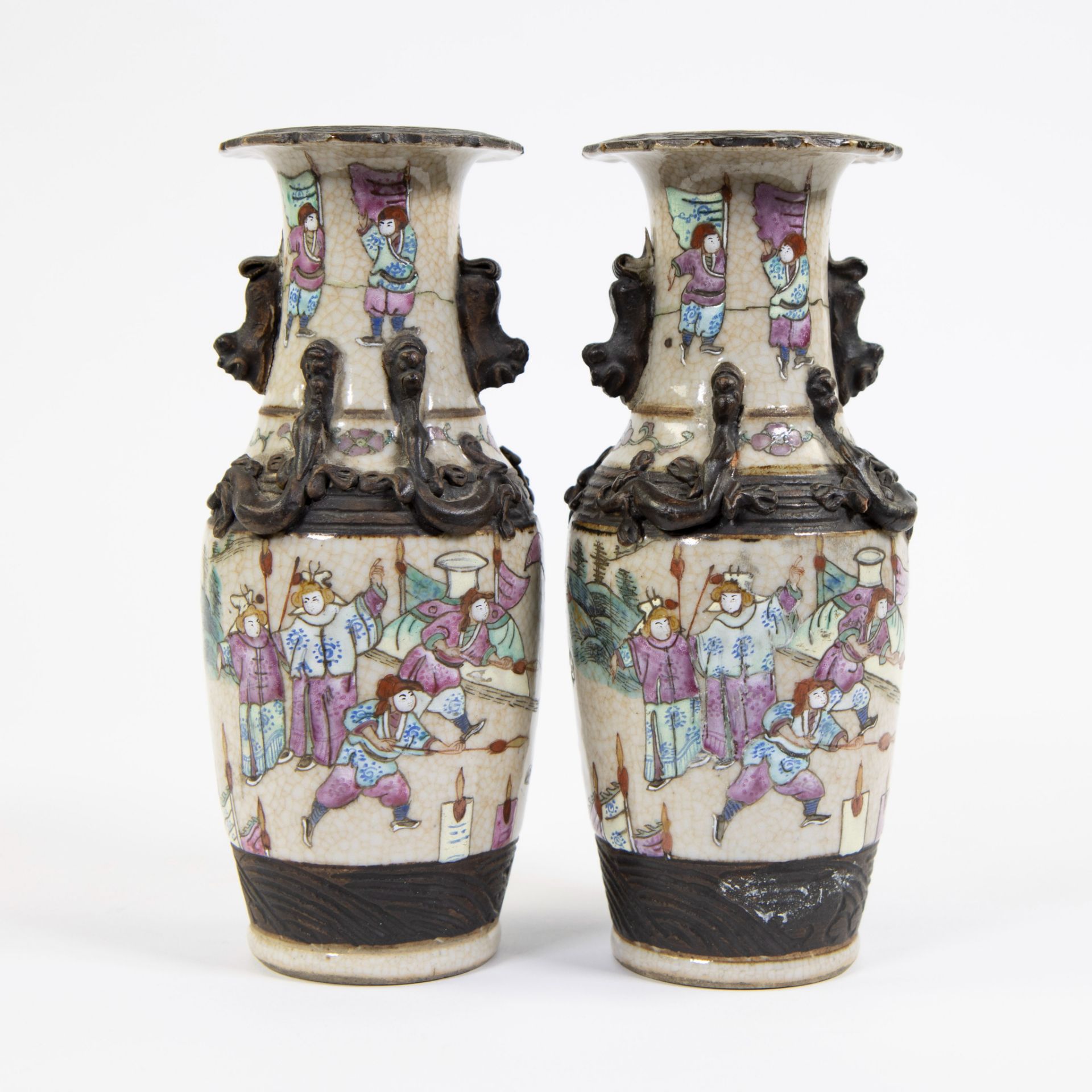 Collection of 2 Chinese Nankin vases, ca 1900