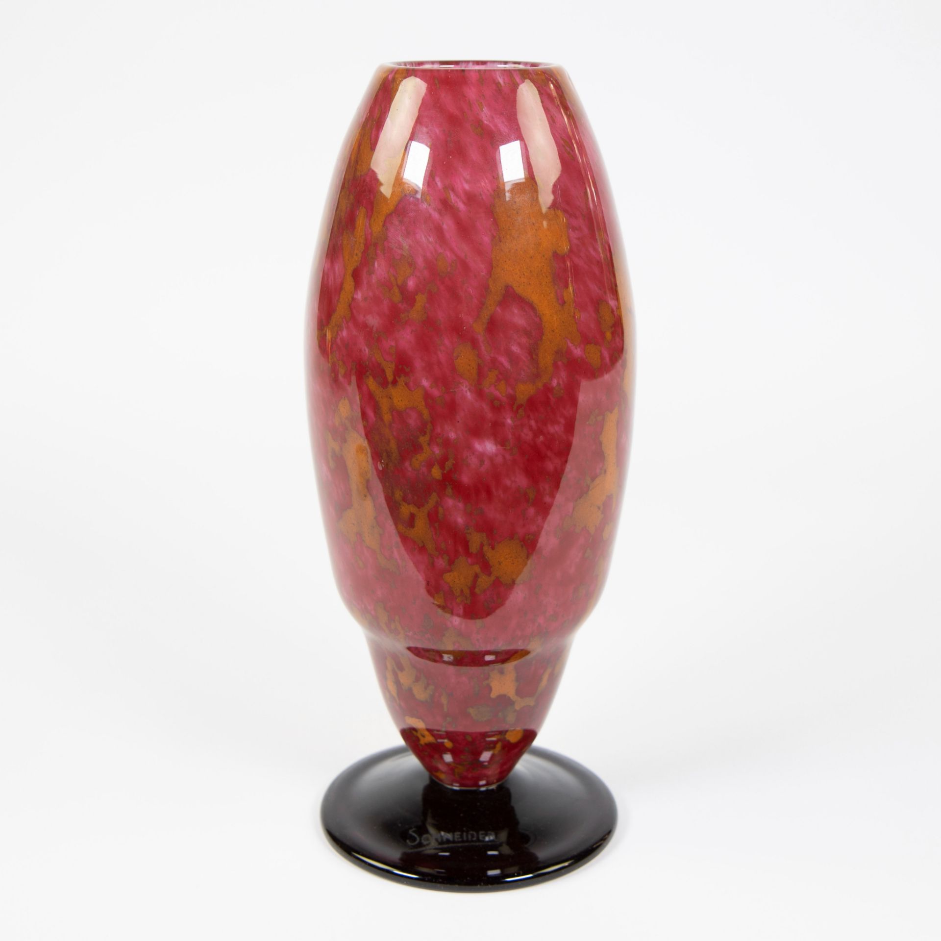 Conical Schneider vase flameworked yellow and pink powdered glass on a violet-black foot, signed Sch - Bild 3 aus 5