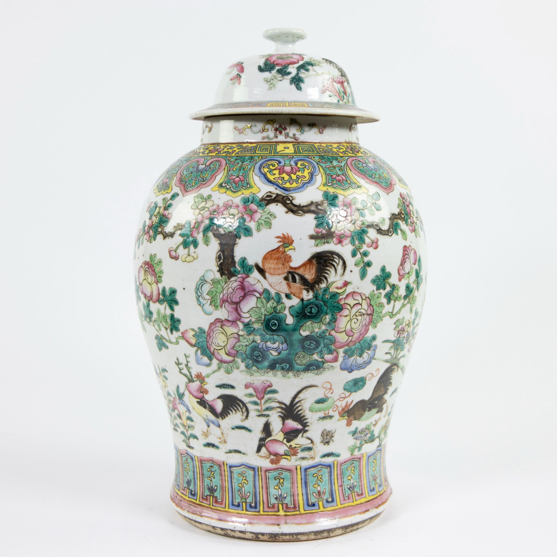 Chinese porcelain jar and its cover decorated in polychrome enamels with roosters and peonies. Late - Image 3 of 8