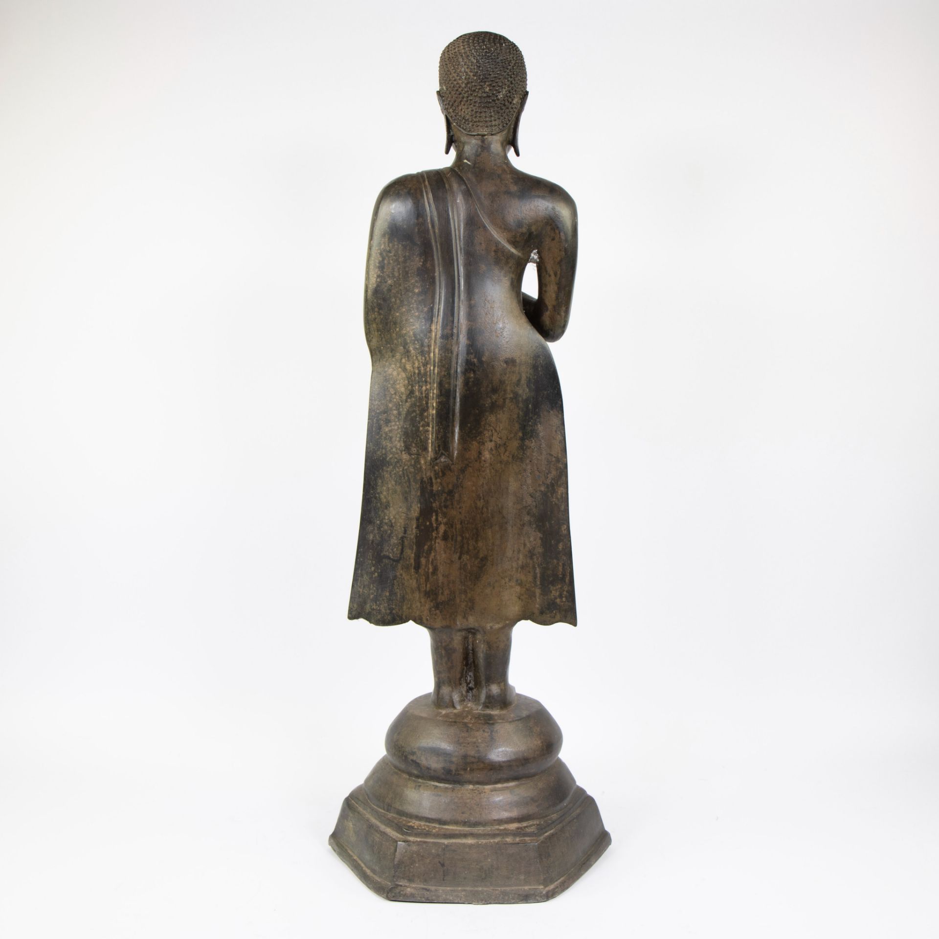 Bronze depiction of a worshiper of a Buddha late Ayutthaya - 17-18th century Thailand - Image 3 of 5