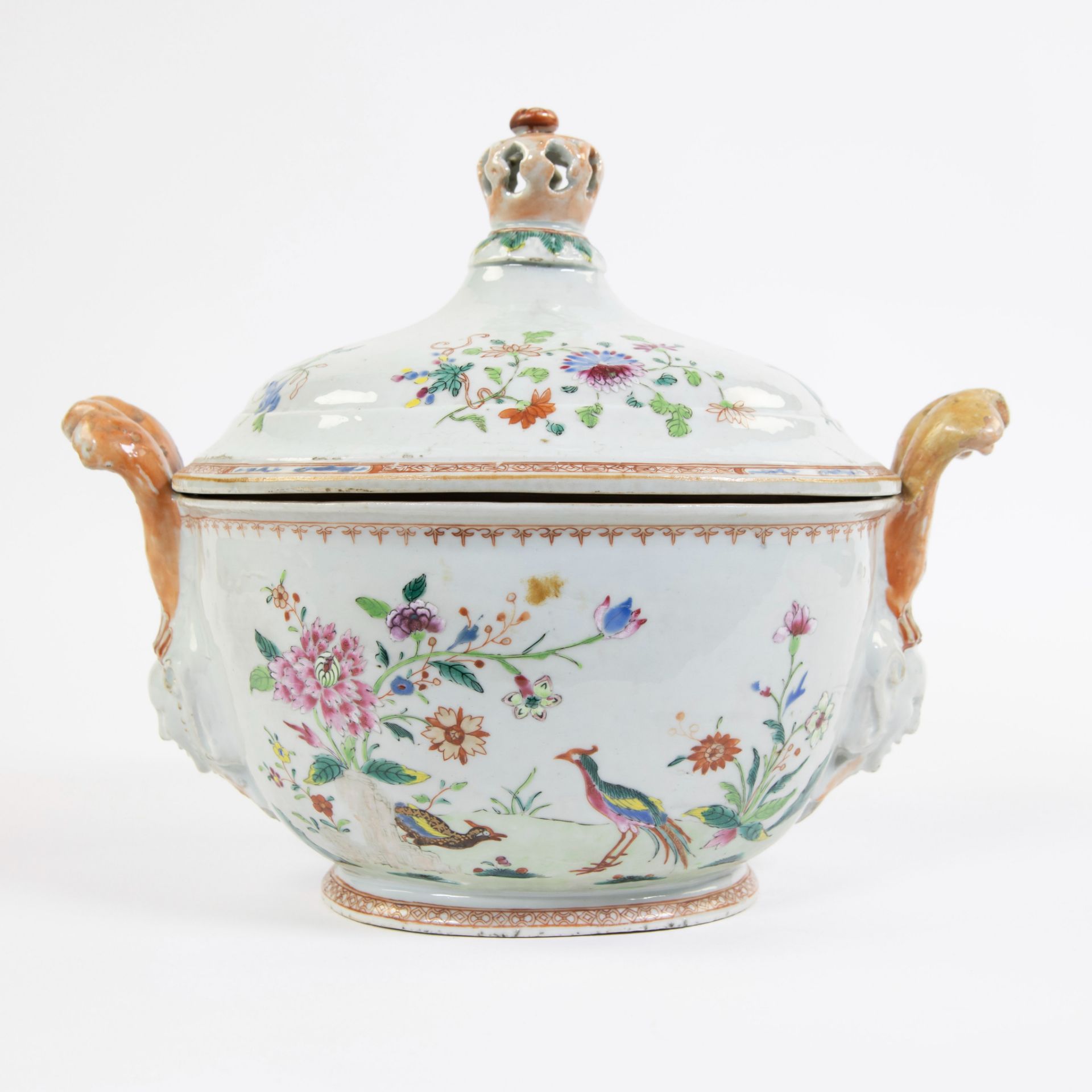 Chinese famille rose tureen and cover decorated with flowers and birds, 18th century - Image 2 of 9