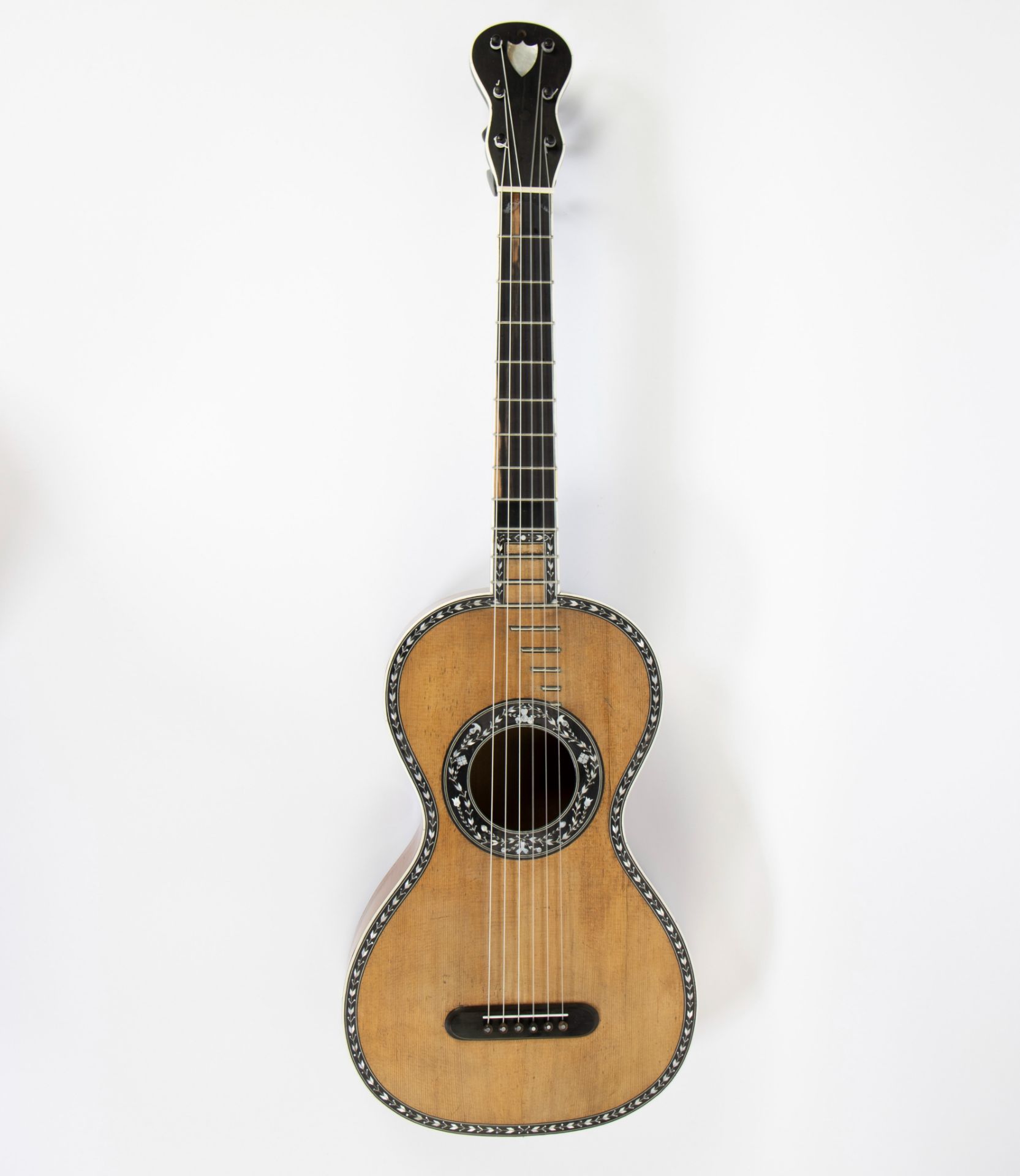 Romantic guitar built by Joseph CALOT (born 1793, Mirecourt) ca 1820, branded 'CALOT-DROUOT'