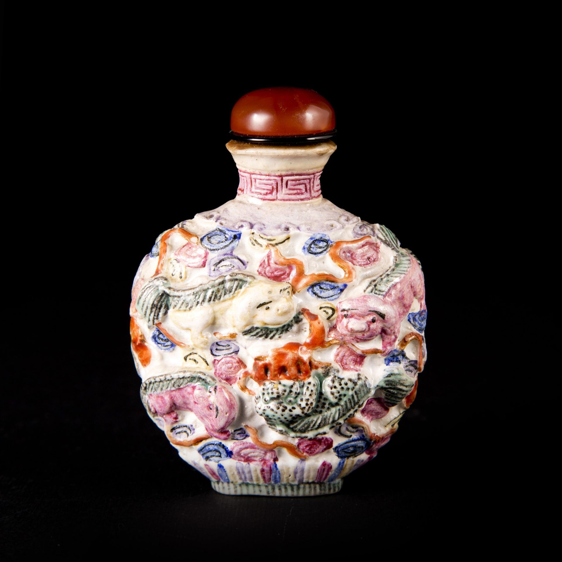 OOVERLAY GLASS SNUFF BOTTLE h. 7,6 cm
