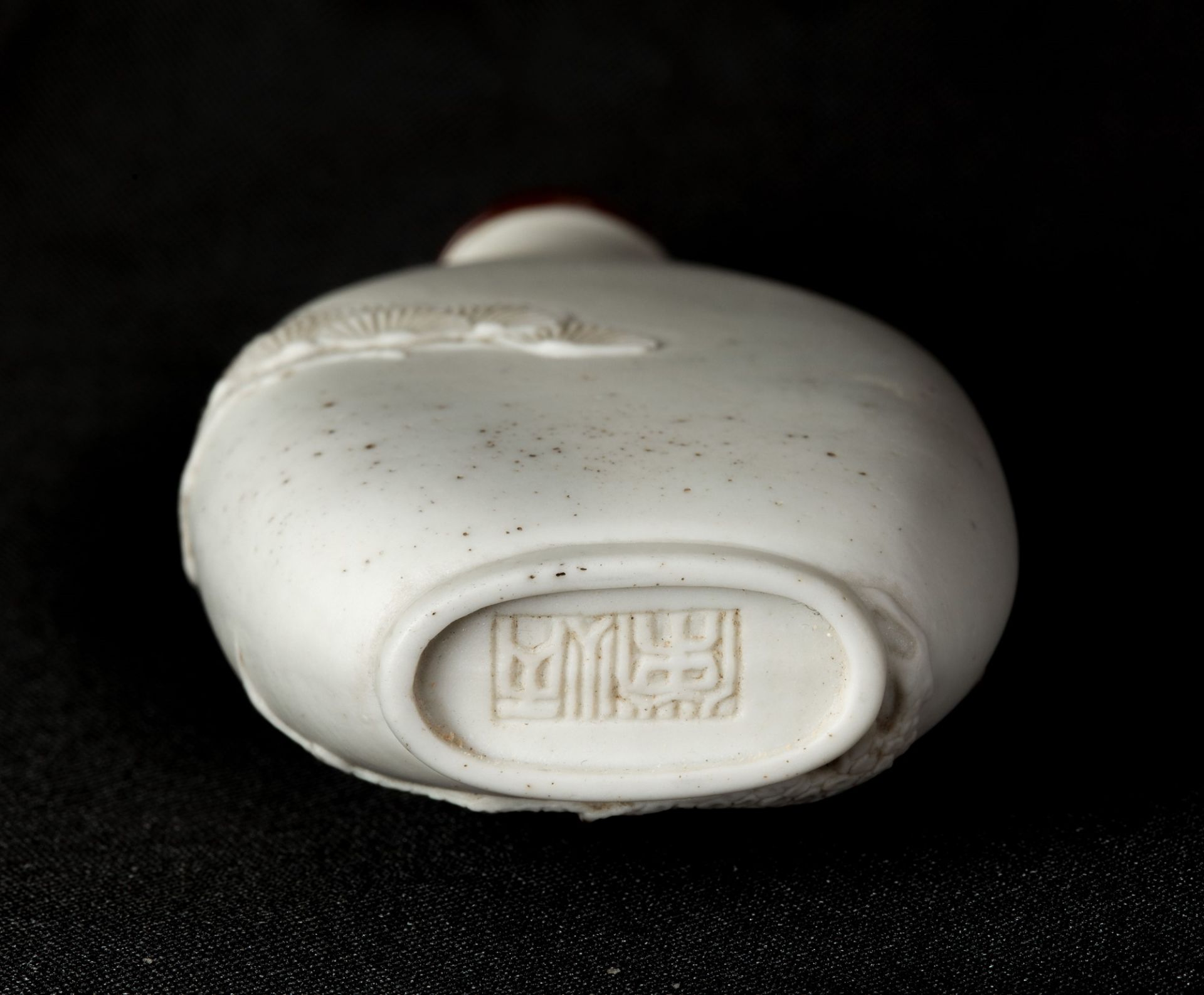 PORCELAIN SNUFF BOTTLE  h. 7.8 cm - Image 3 of 3