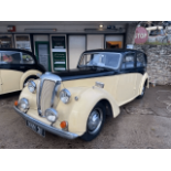 1952 DAIMLER SALOON