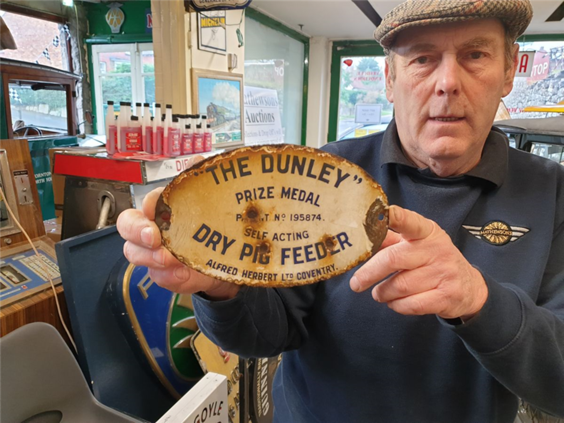 THE DUNLEY PIG FEEDER SIGN