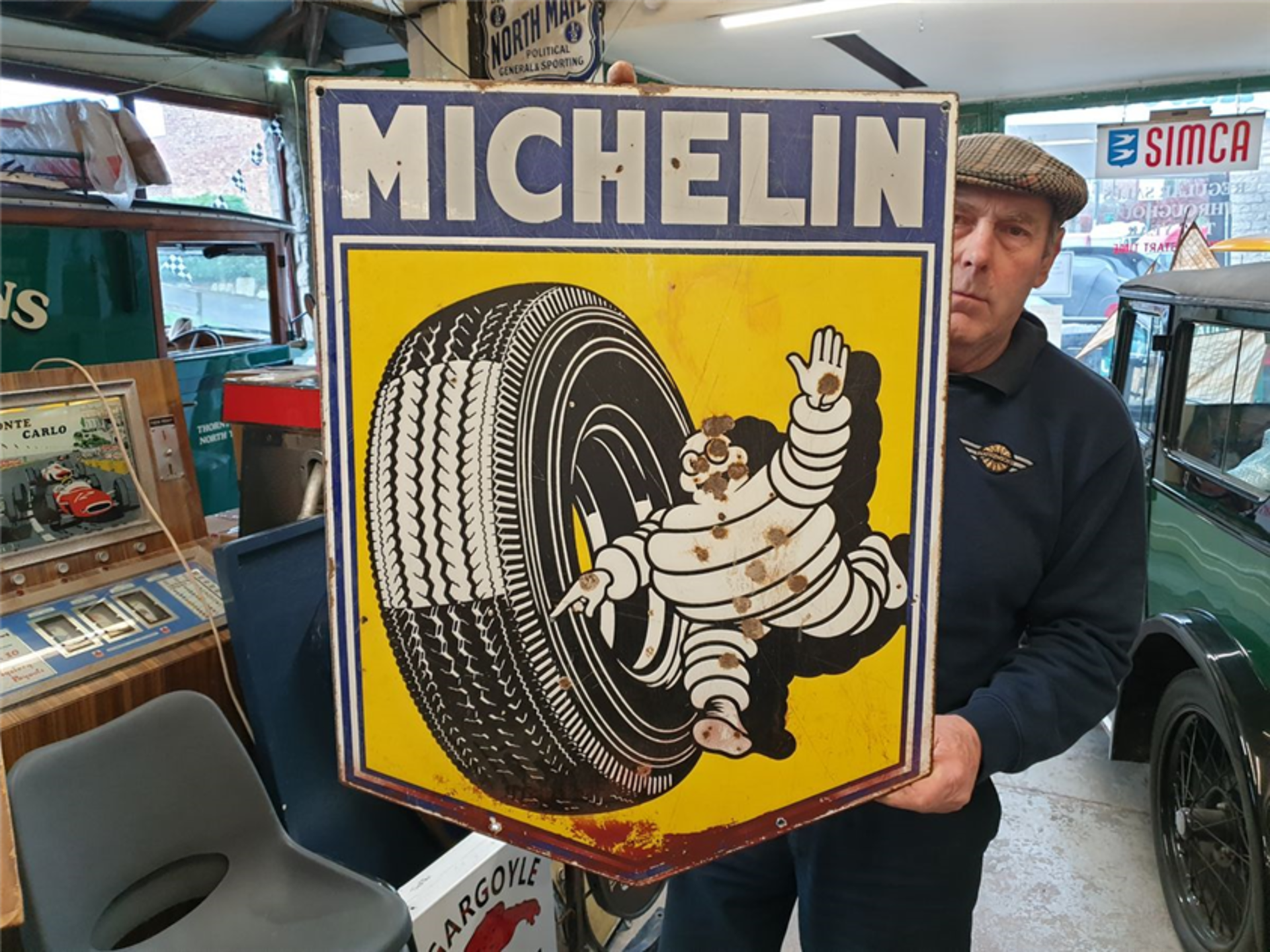 MICHELIN SIGN