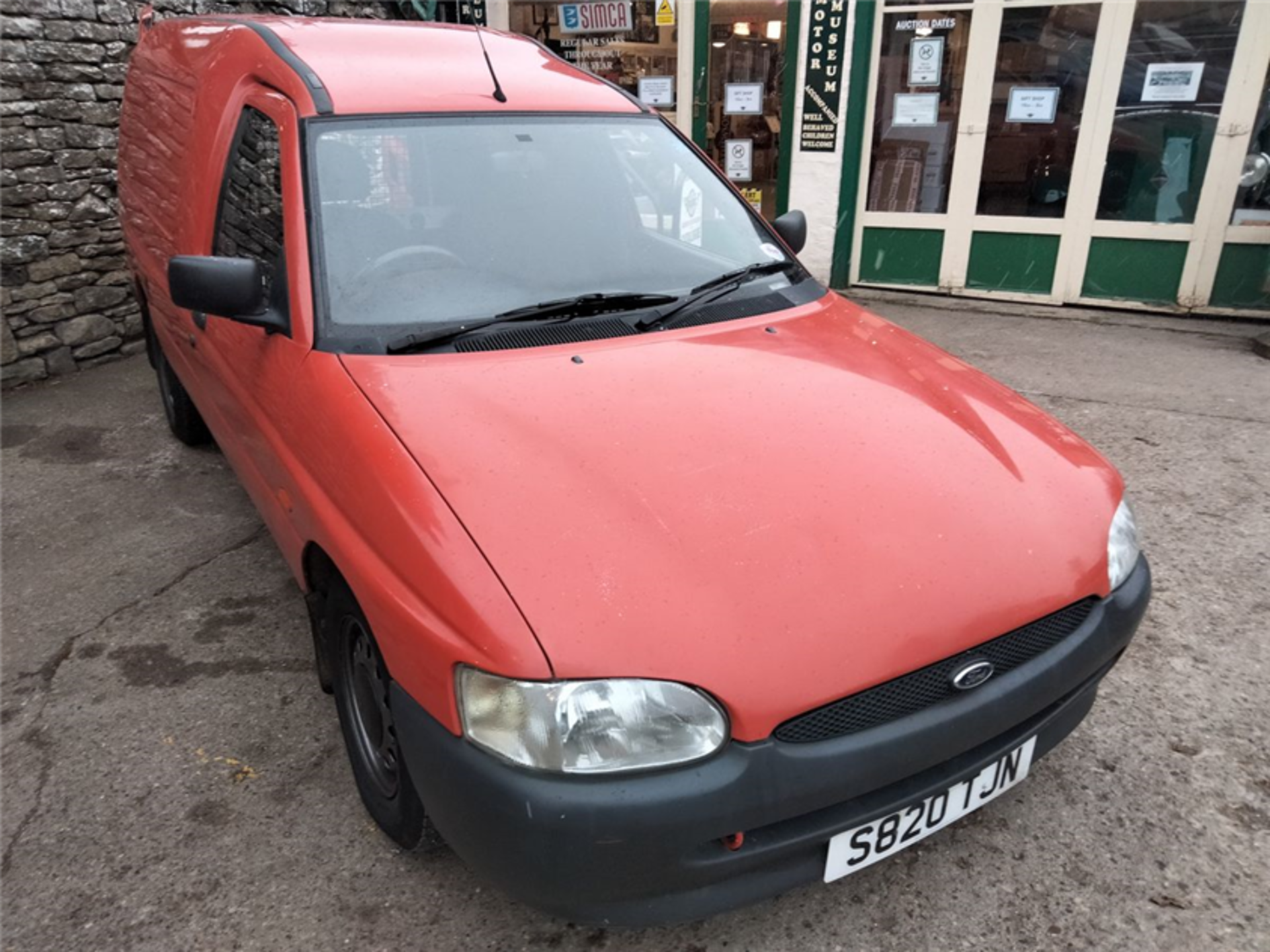 1998 ESCORT VAN