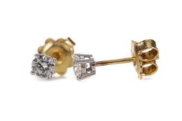 A PAIR OF DIAMOND STUD EARRINGS