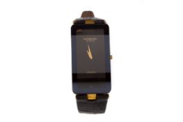 A LADY'S RAYMOND WEIL OTHELLO GOLD PLATED QUARTZ WRIST WATCH